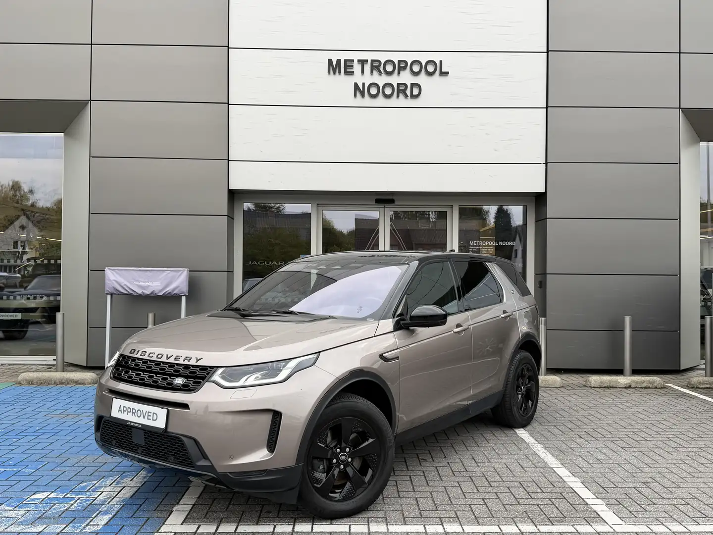 Land Rover Discovery Sport P300e SE Beige - 1