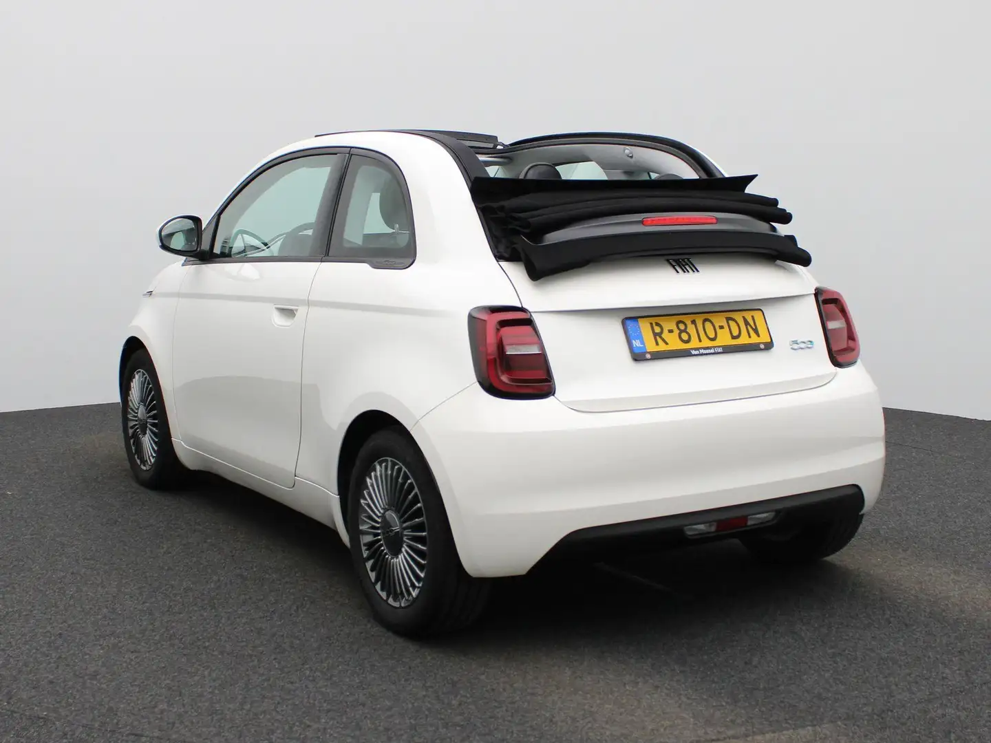 Fiat 500C Icon 42 kWh AUTOMAAT | NAVIGATIE | LMV | PDC | APP Wit - 2