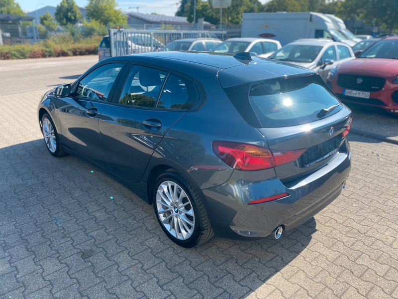 BMW 120 d Advantage — photo 7