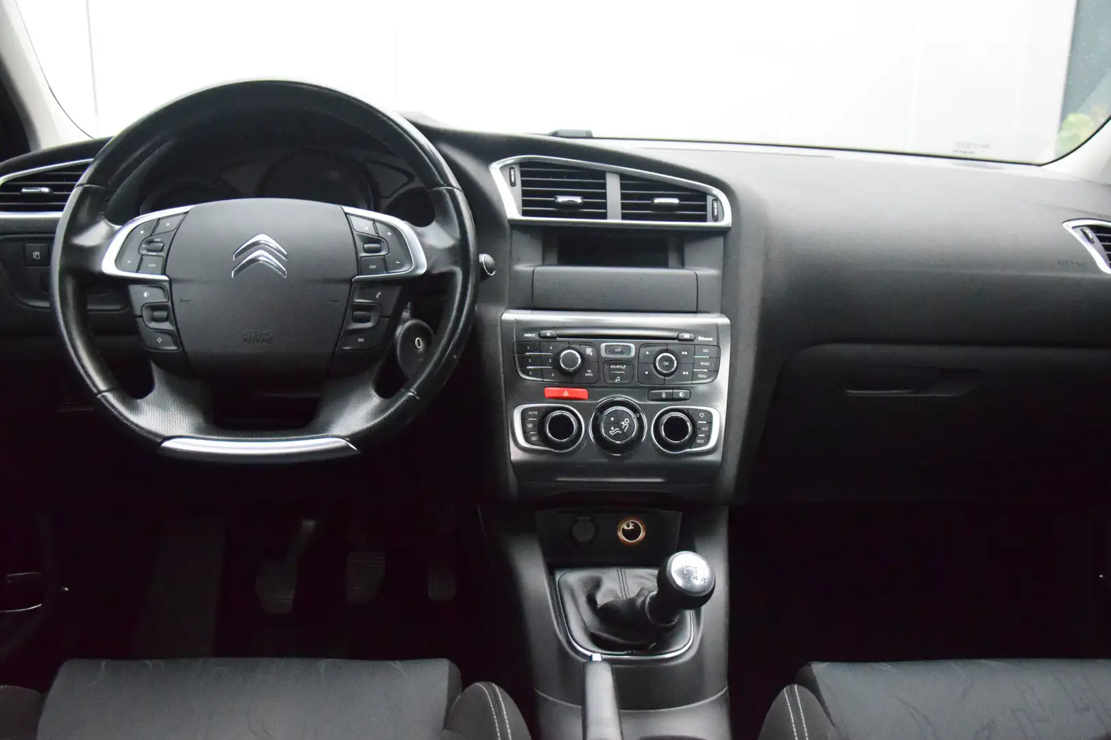 Citroen C4 1.6 VTi Tendance Ecc Cruise Pdc Trekhaak 111dkm! Braun - 2