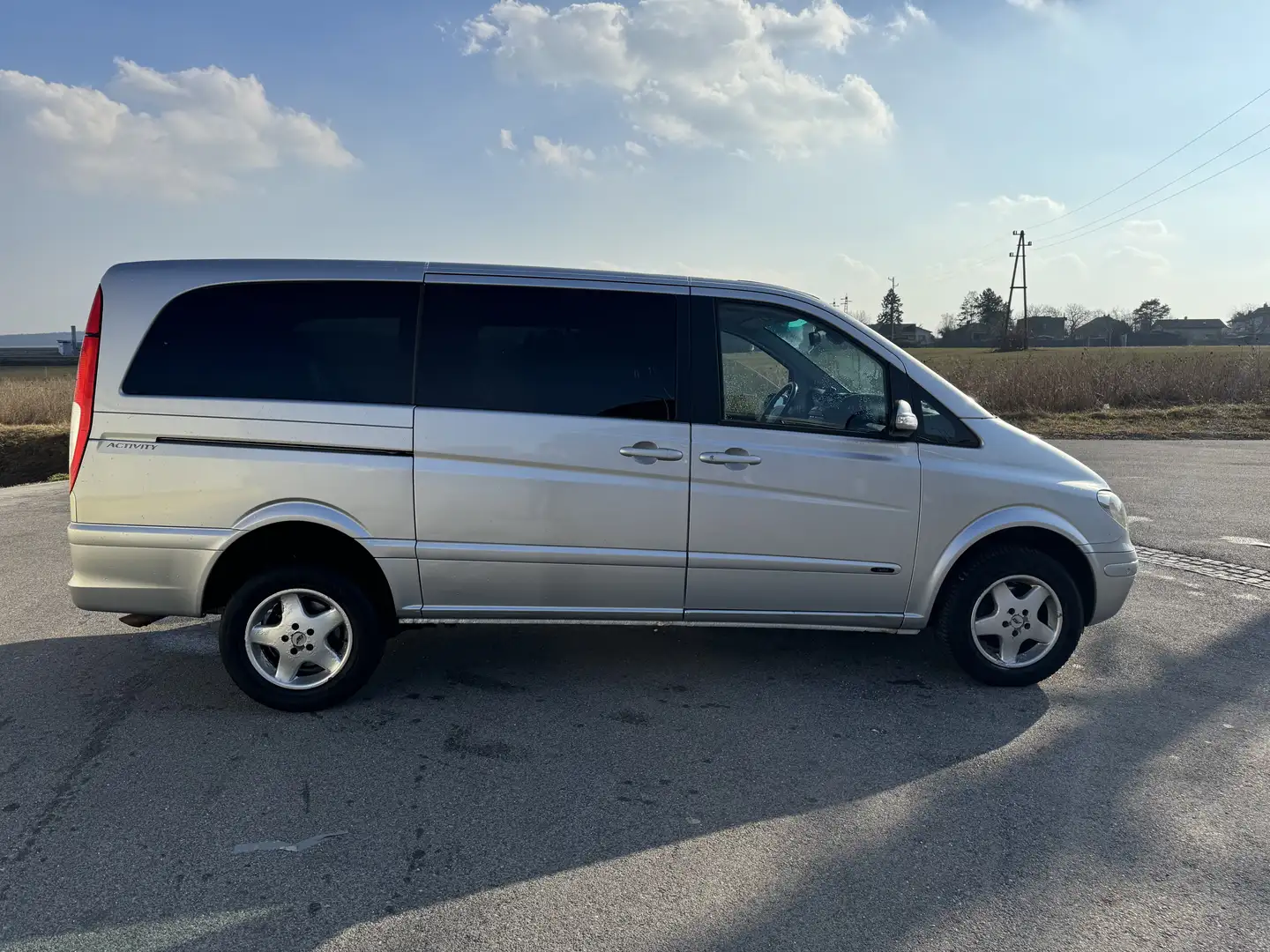 Mercedes-Benz Viano 2.2 Aut. Allrad Pickel Neu Stříbrná - 2