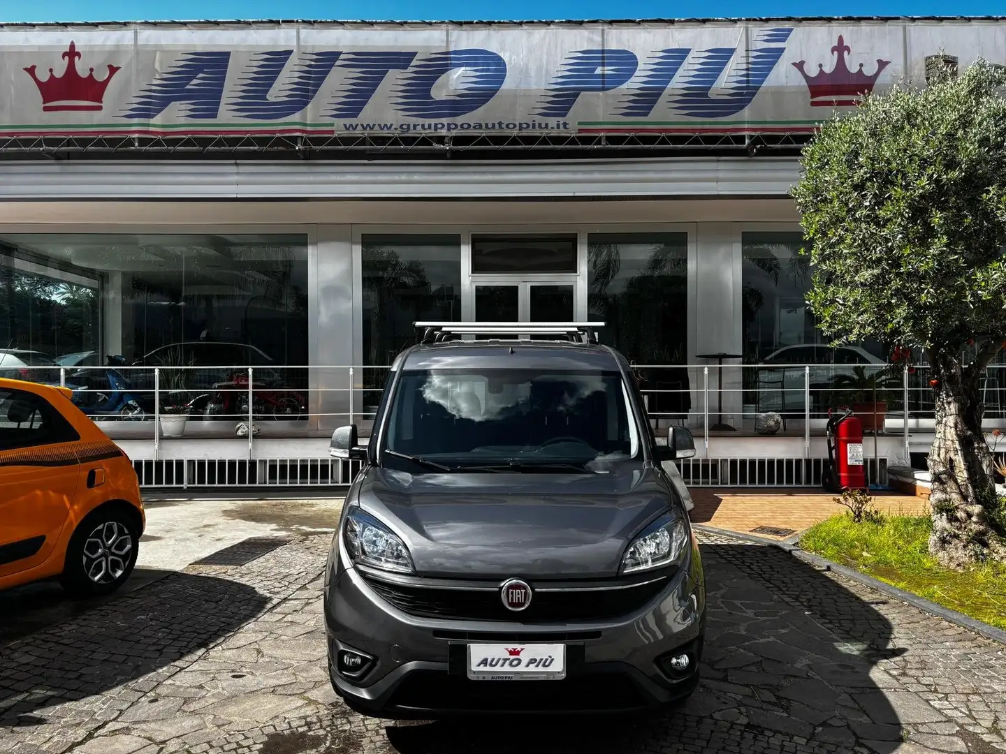 Fiat Doblo Doblò 1.6 MJT Combi N1 Lounge+IVA FULL OPTIONAL Šedá - 2