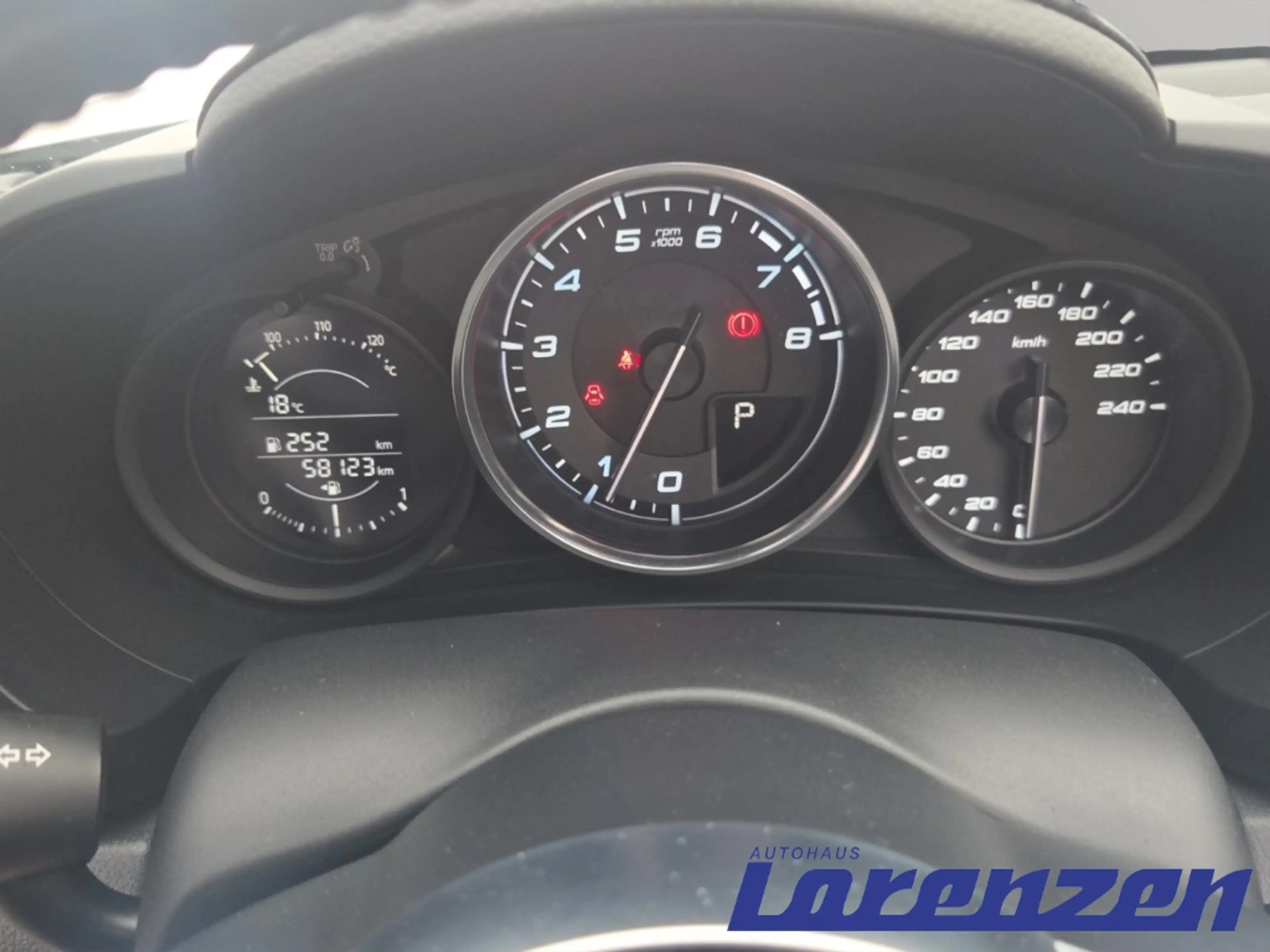 Fiat 124 Spider LUSSO 1.4 MultiAir Automatik LED Kurvenlicht Musik — photo 15
