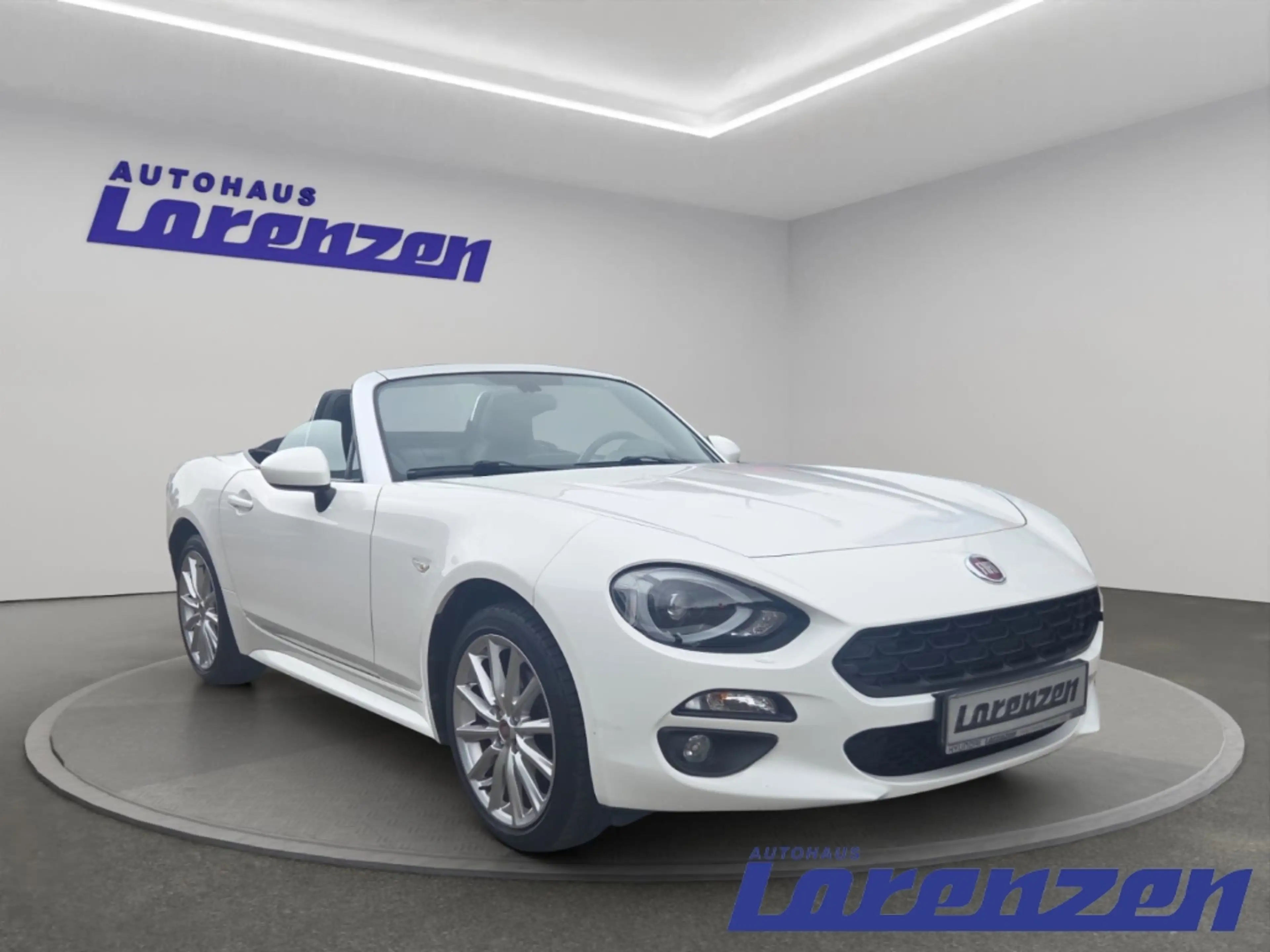 Fiat 124 Spider LUSSO 1.4 MultiAir Automatik LED Kurvenlicht Musik — photo 3
