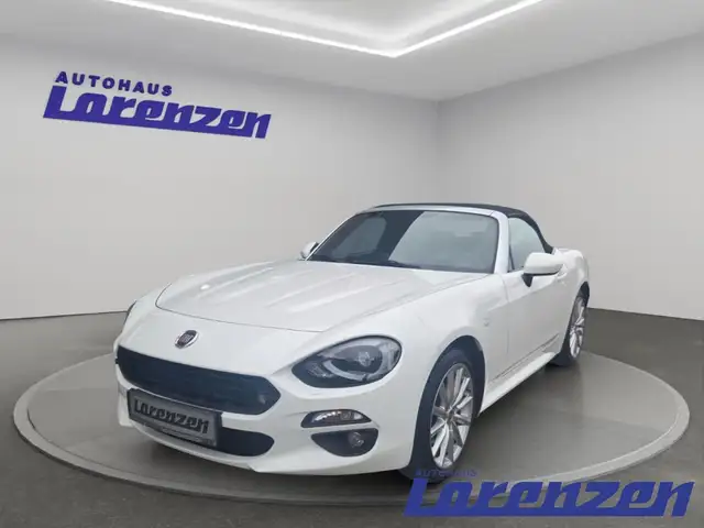 Fiat 124 Spider LUSSO 1.4 MultiAir Automatik LED Kurvenlicht Musik