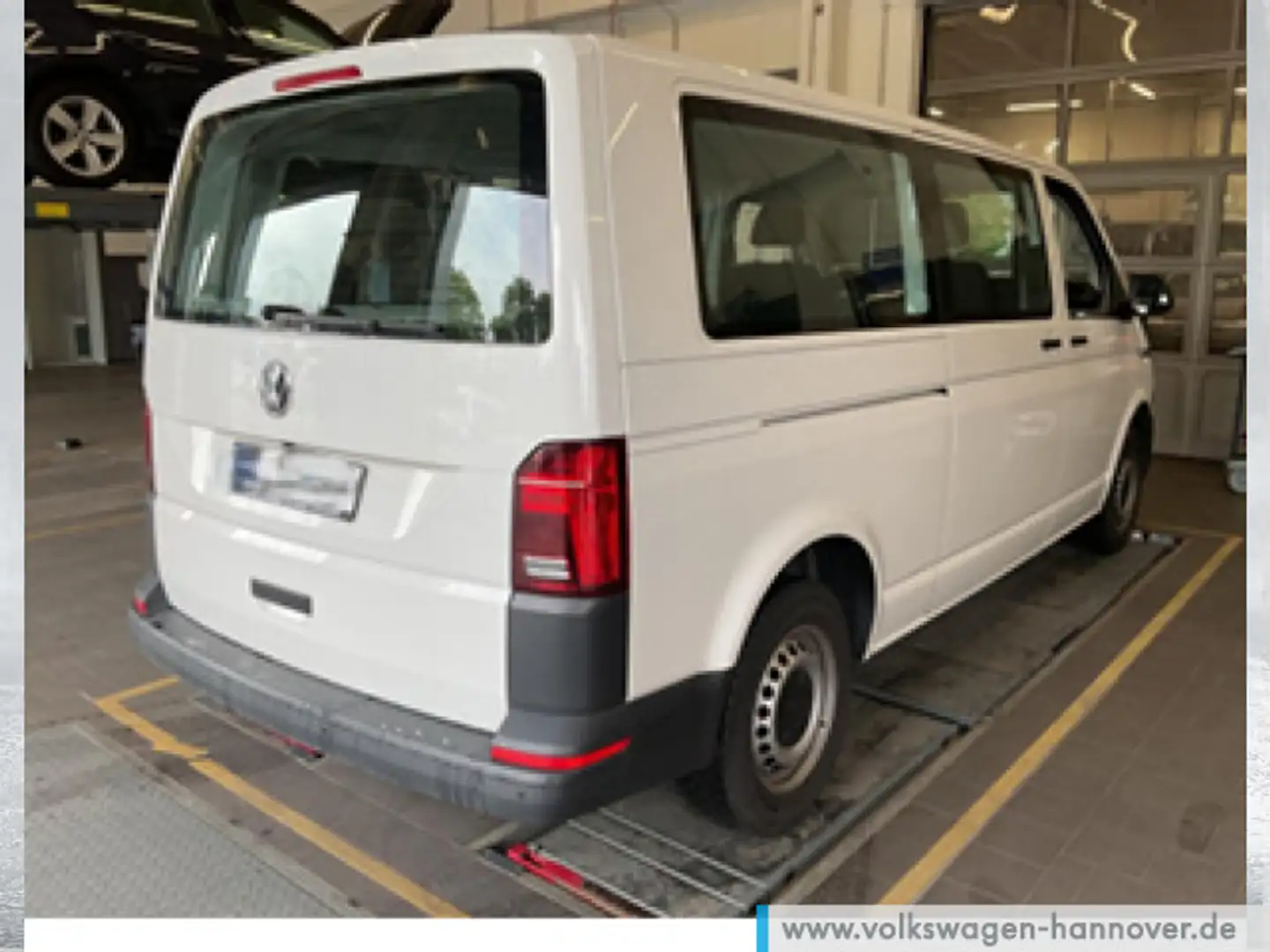 Volkswagen T6.1 Kombi LR 2.0 TDI DSG CAM ACC LED PDC SHZ Weiß - 2
