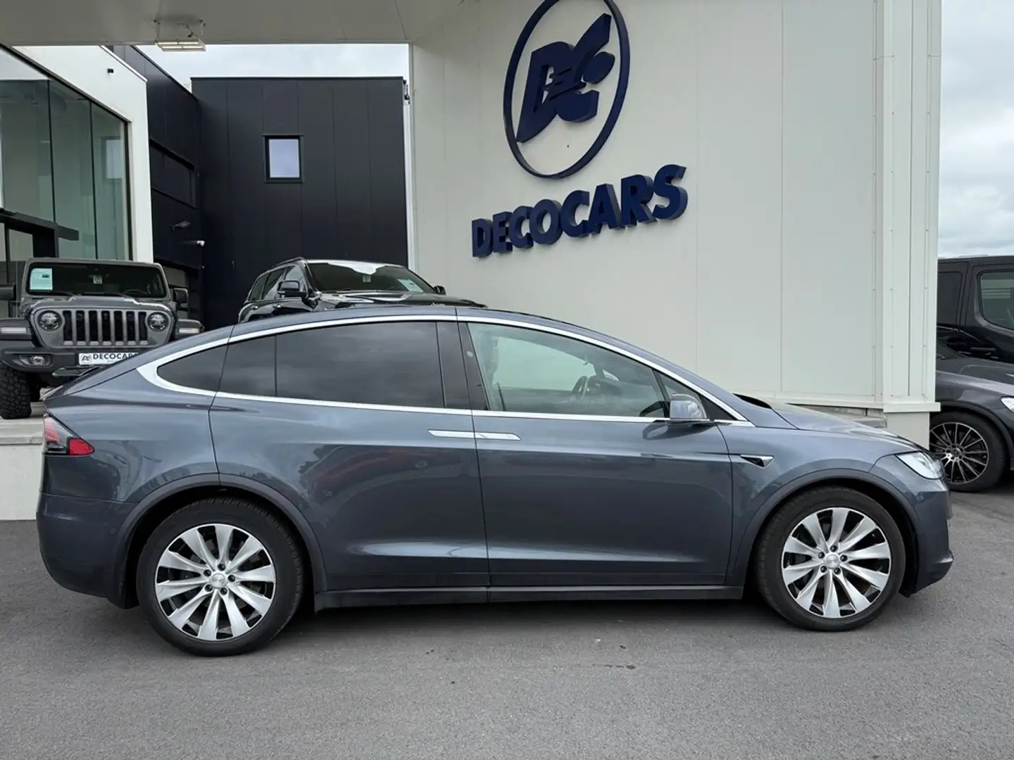 Tesla Model X Dual Motor / Long Range Grijs - 2