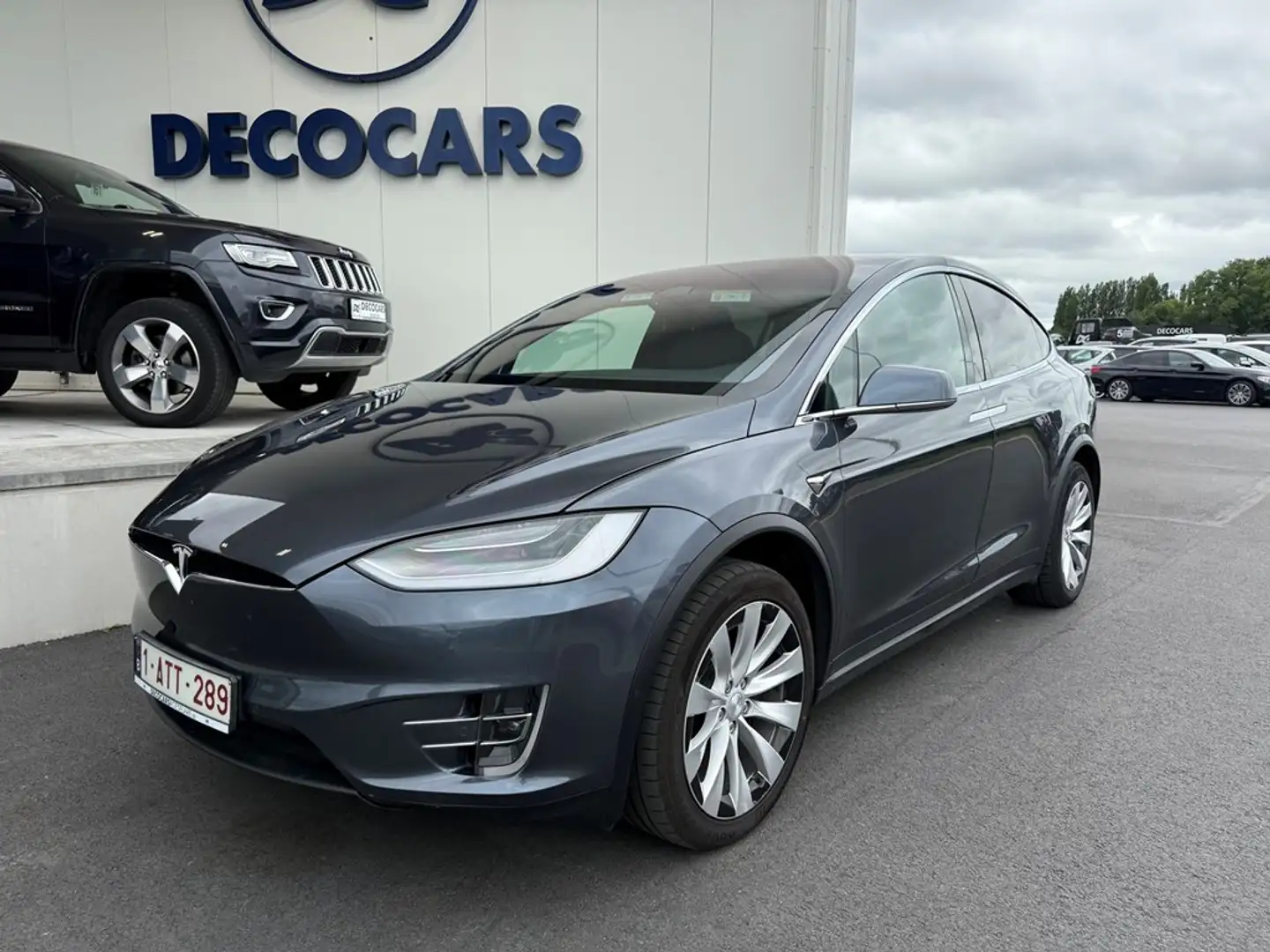 Tesla Model X Dual Motor / Long Range Grijs - 1
