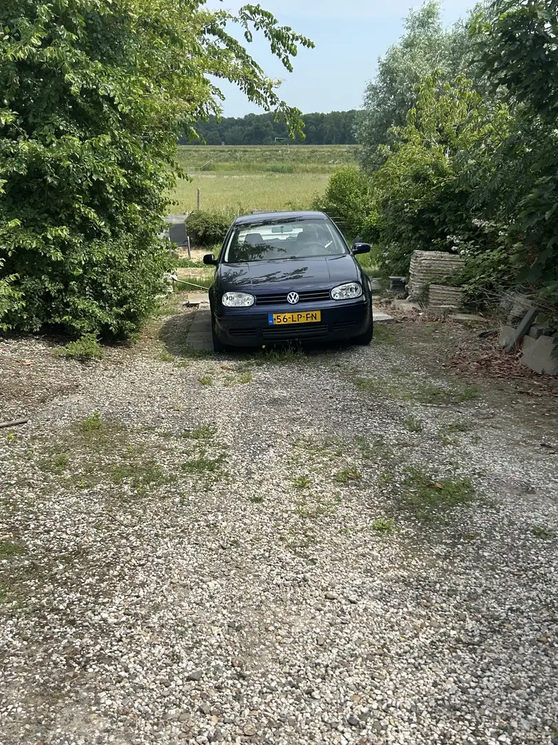 Volkswagen Golf 1.6 Trendline Blauw - 2