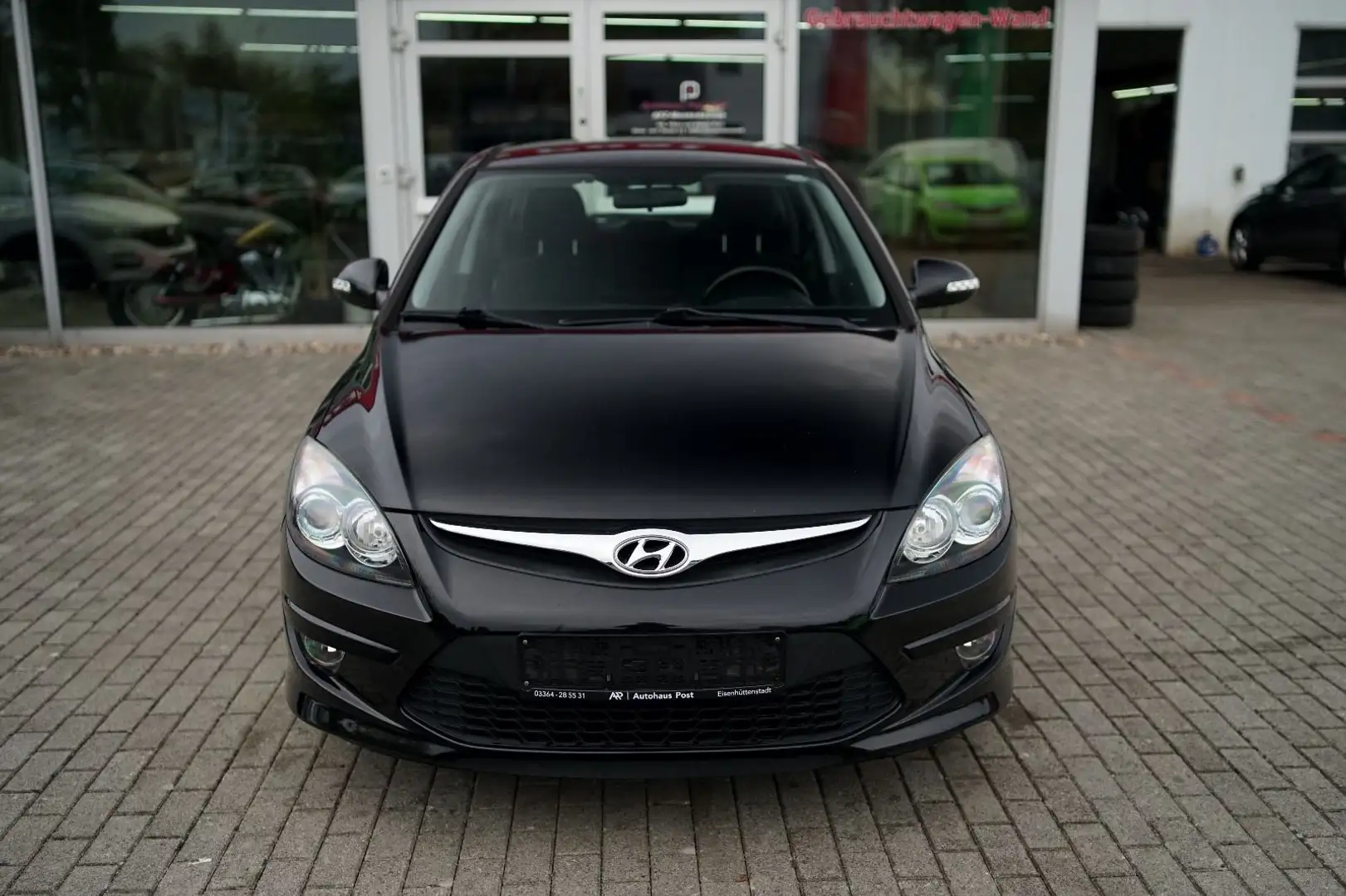 Hyundai i30 Classic Sitzheizung Bluetooth TÜV Neu Schwarz - 2