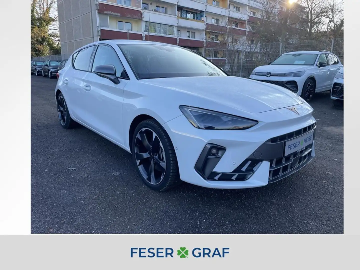 CUPRA Leon 1.5 e-HYBRID DSG/LED/Sitz.-Lenkradhzg./Navi Blanc - 1