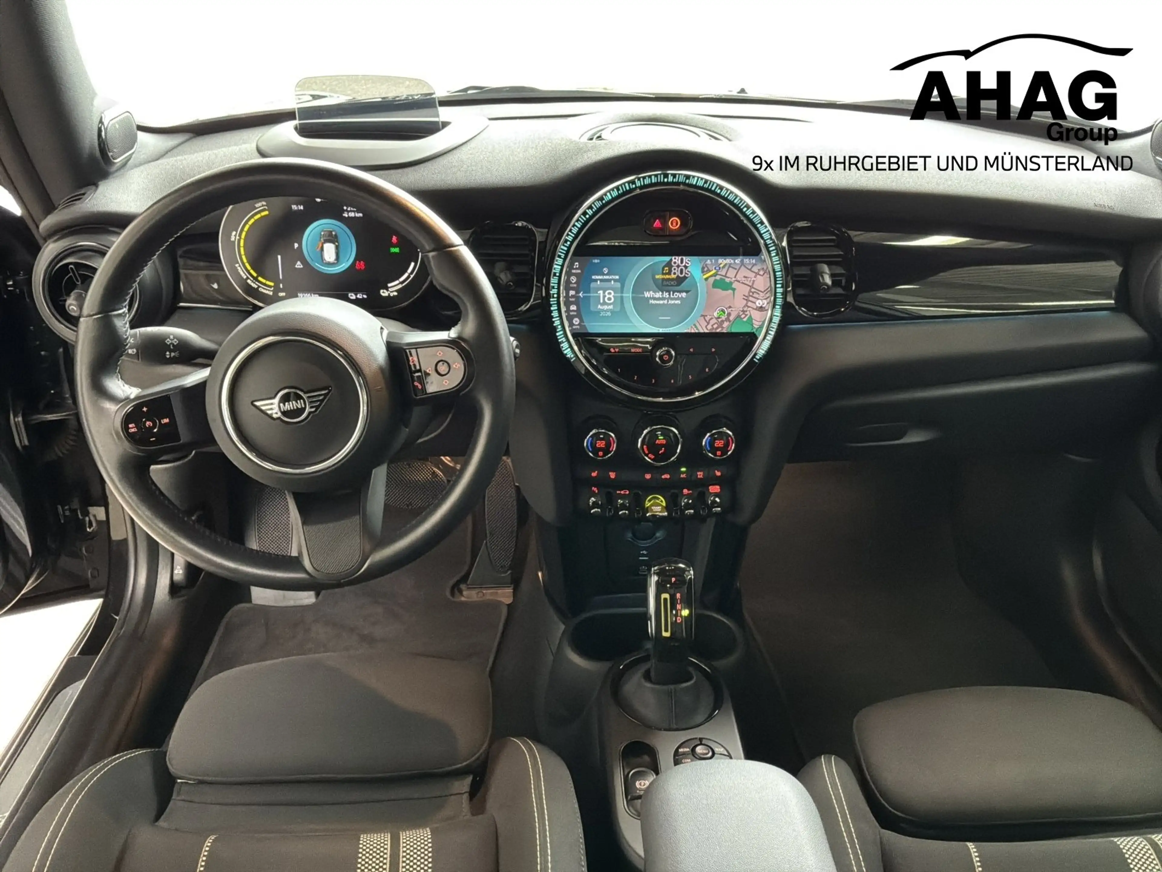 MINI Cooper SE — photo 9
