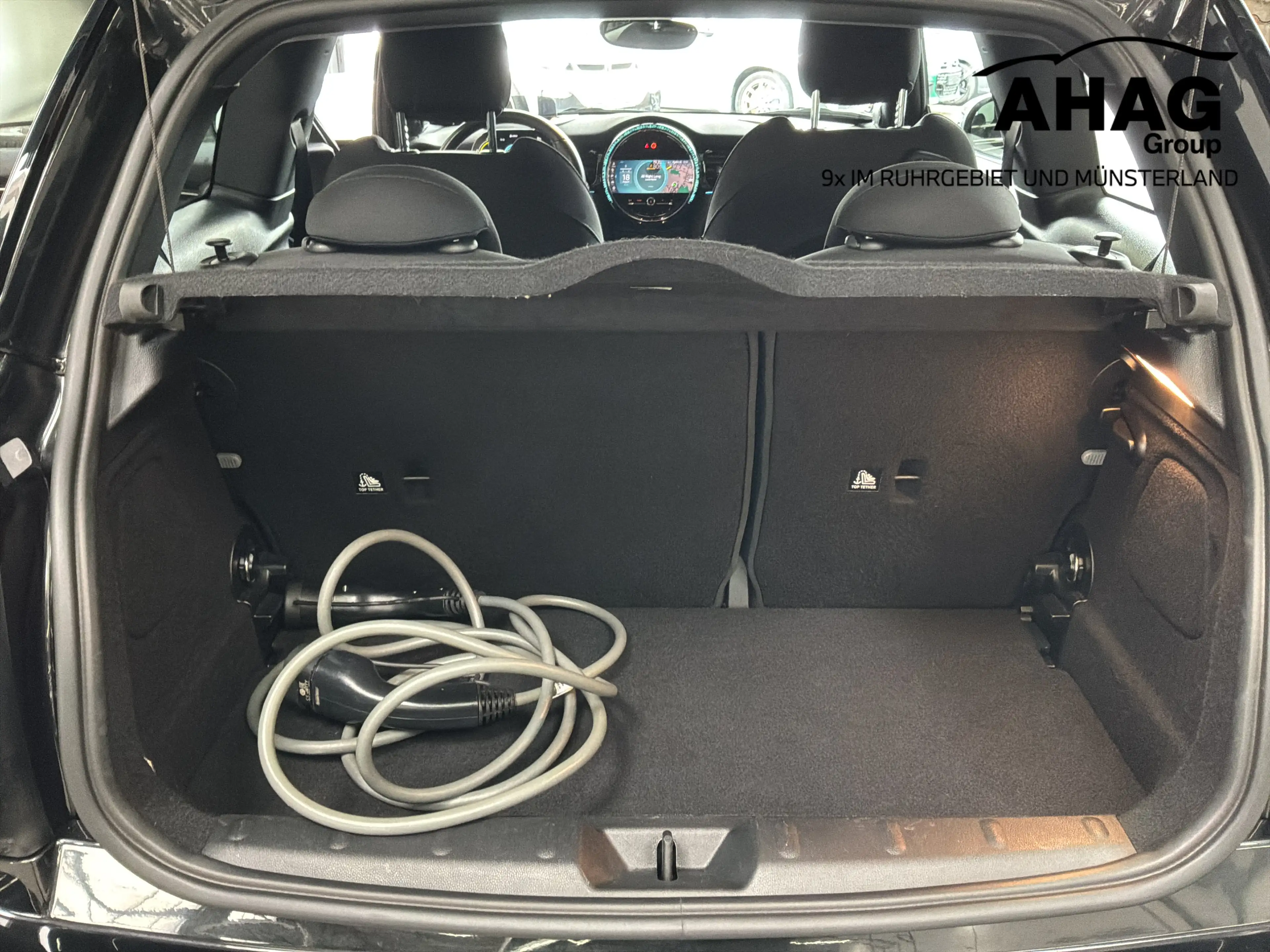 MINI Cooper SE — photo 13