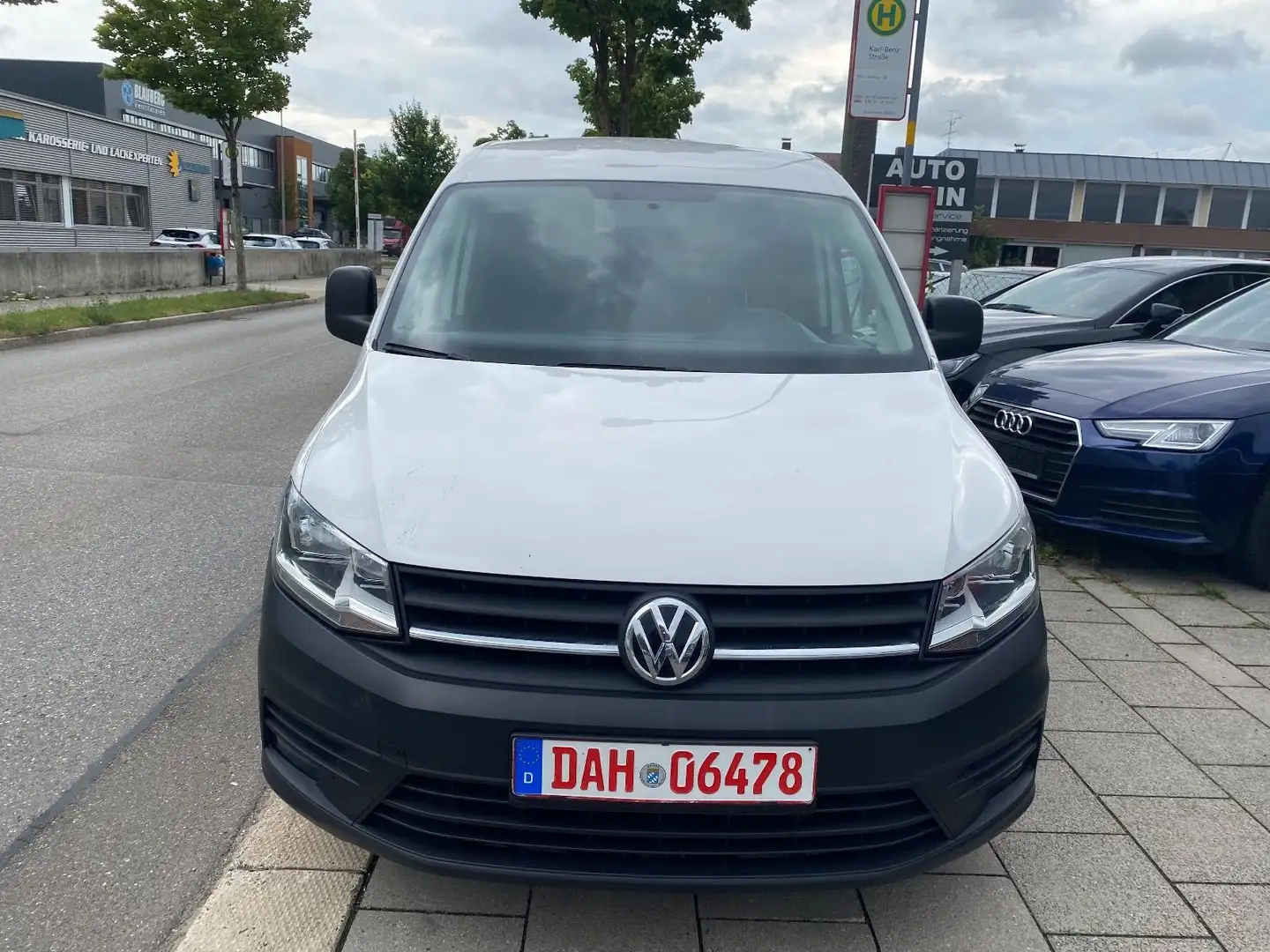 Volkswagen Caddy 2,0TDI 75kW BMT Comfortline 5-Sitz Weiß - 2