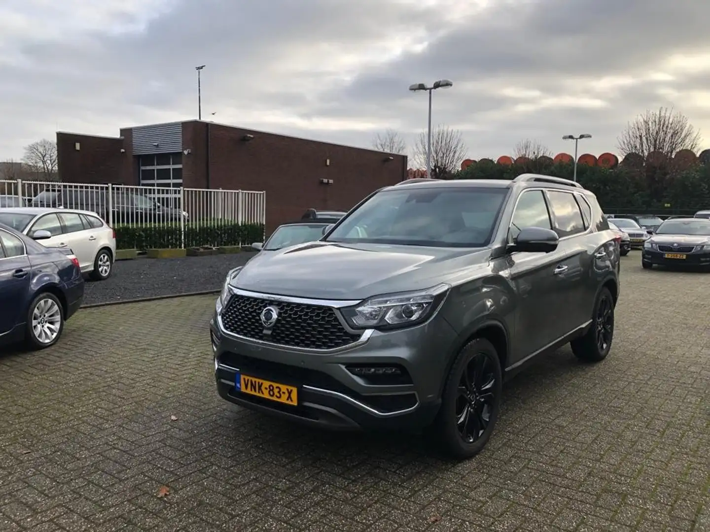 SsangYong Rexton 2.2 e-XDI SAPPHIRE ELEGANCE VOL OPTIES!!!! Grau - 1