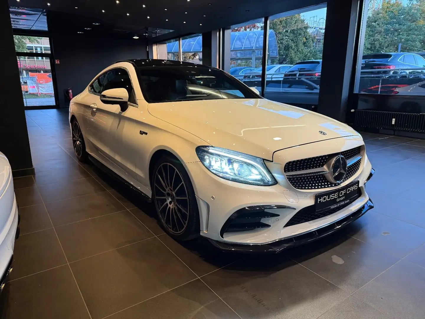 Mercedes-Benz C 300 Coupe AMG *Pano*Memory*Burmester*Virtuell* Beyaz - 2