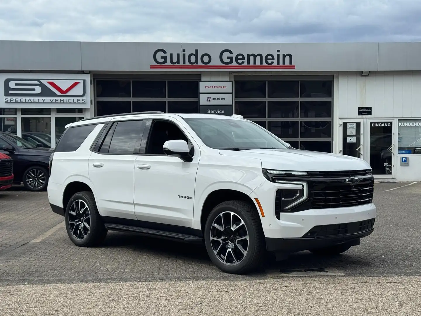Chevrolet Tahoe 6.2 V8 RST 2026 Weiß - 1