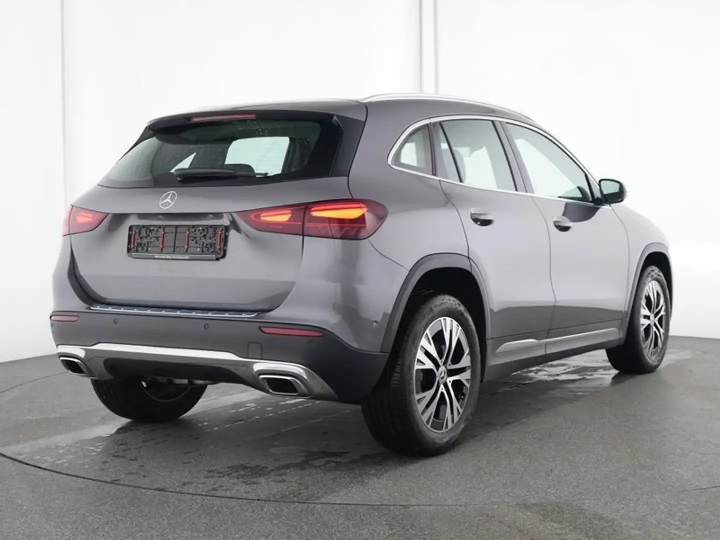 Mercedes-Benz GLA 220 4M PROGRESSIVE+LED+NAVI+KAMERA+LENKHZG Grau - 2