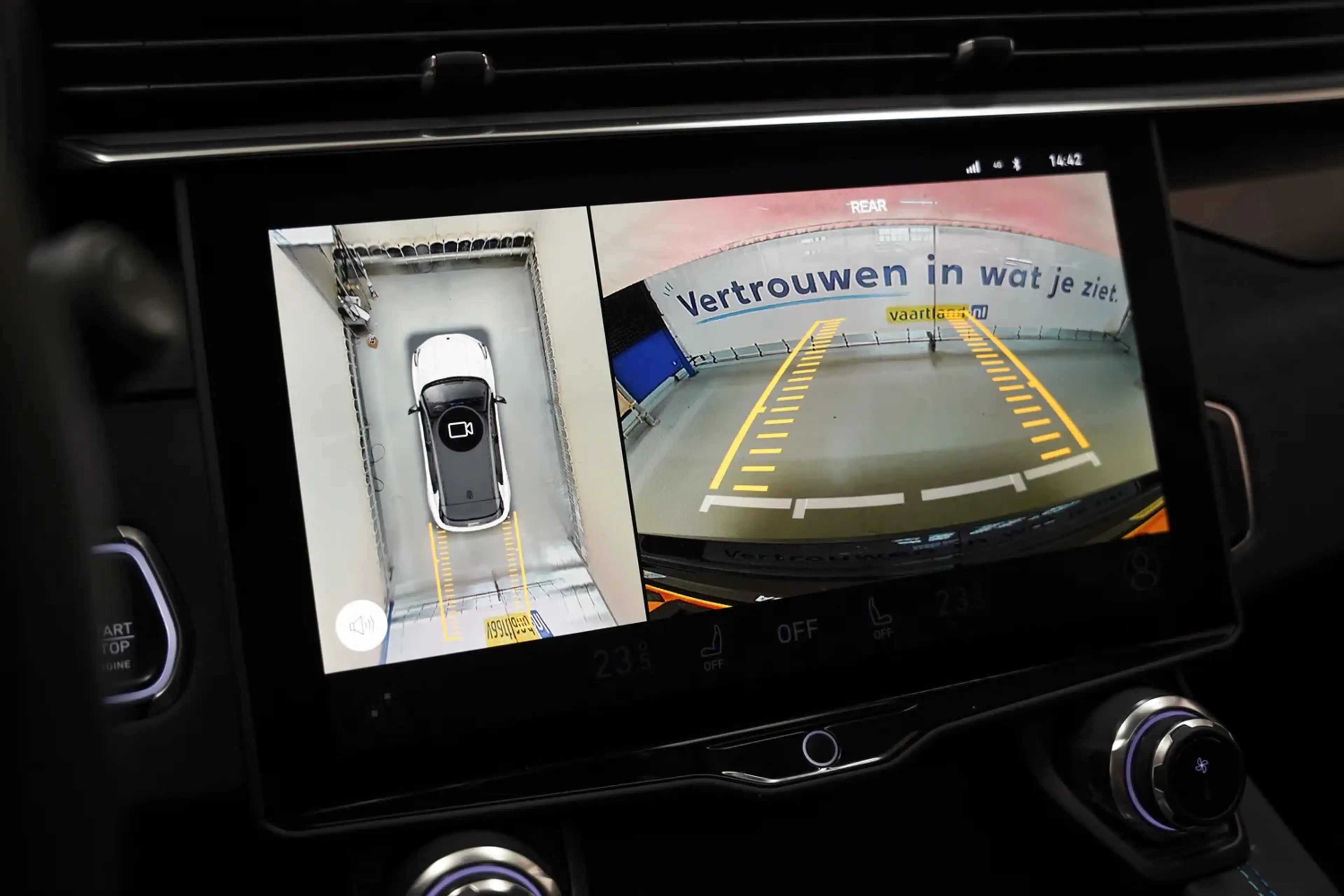 Lynk & Co 01 1.5 PHEV MY22 Zwart [ SoH 94,8% | Pano 360°cam Nav — photo 9