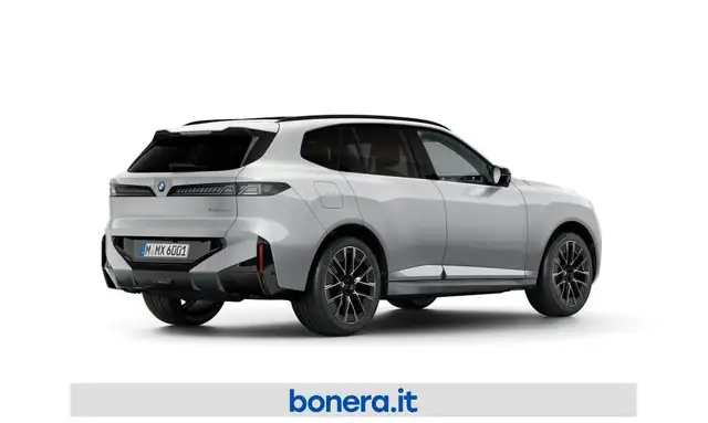 BMW X5 view 2