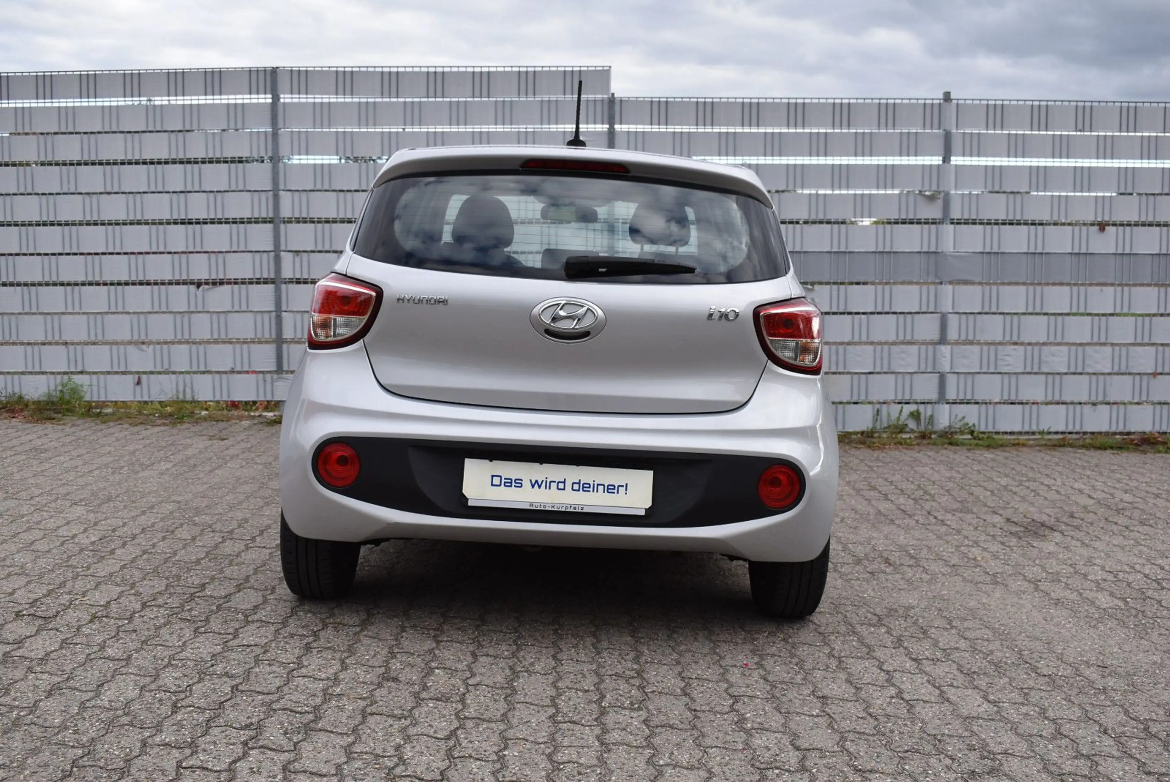 Hyundai i10 YES.TÜV &Inspektion Neu — photo 3
