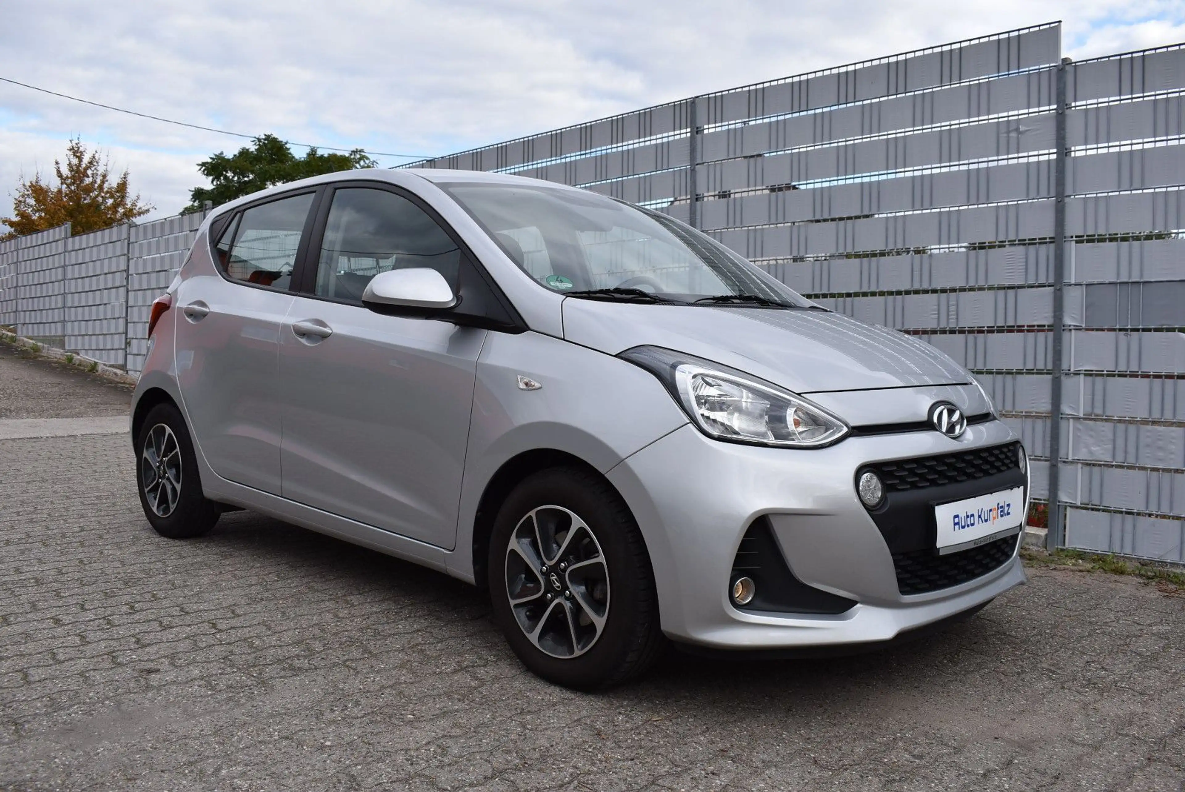 Hyundai i10 YES.TÜV &Inspektion Neu — photo 4