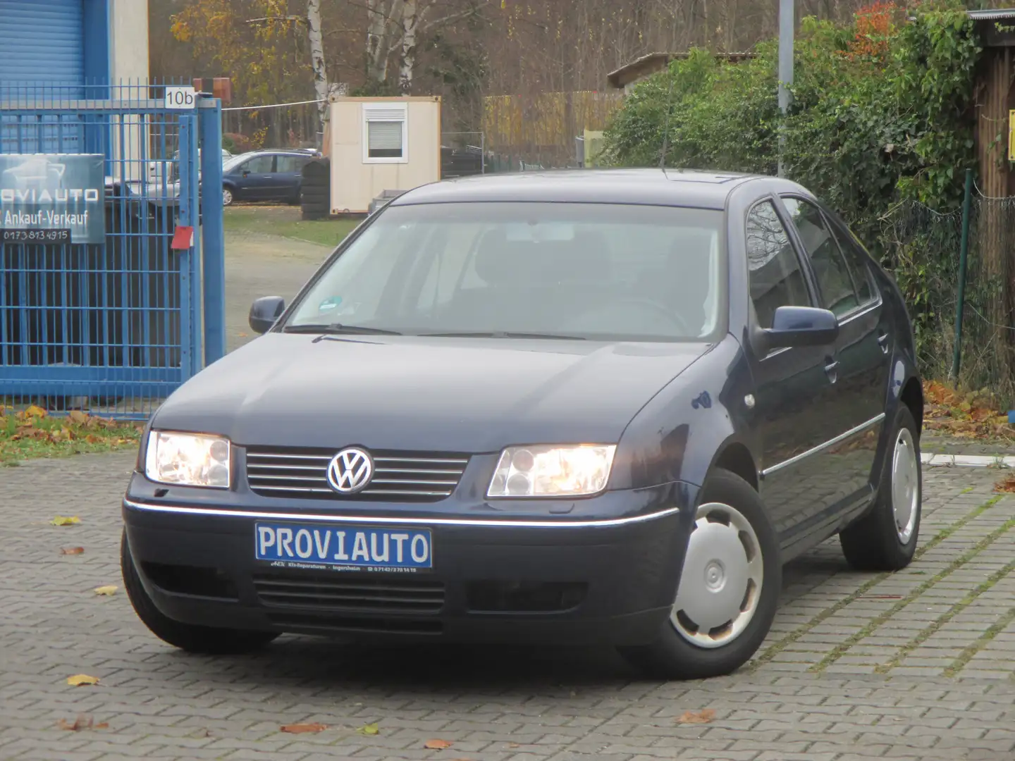 Volkswagen Bora 1.6 Pacific Azul - 1