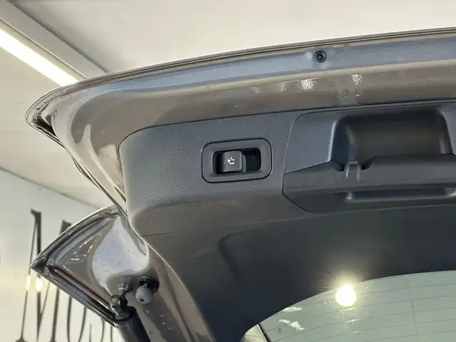 Mercedes-Benz GLB 200 d 4MATIC Österreich-Edition AMG Line Ansicht 14