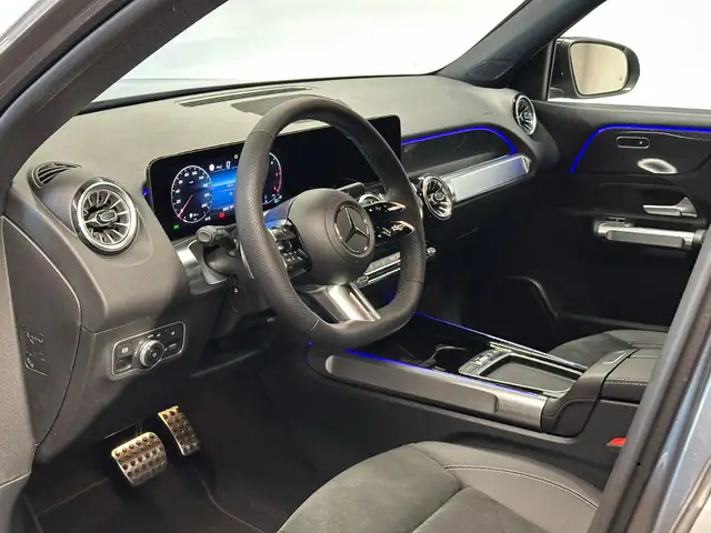 Mercedes-Benz GLB 200 d 4MATIC Österreich-Edition AMG Line Ansicht 9