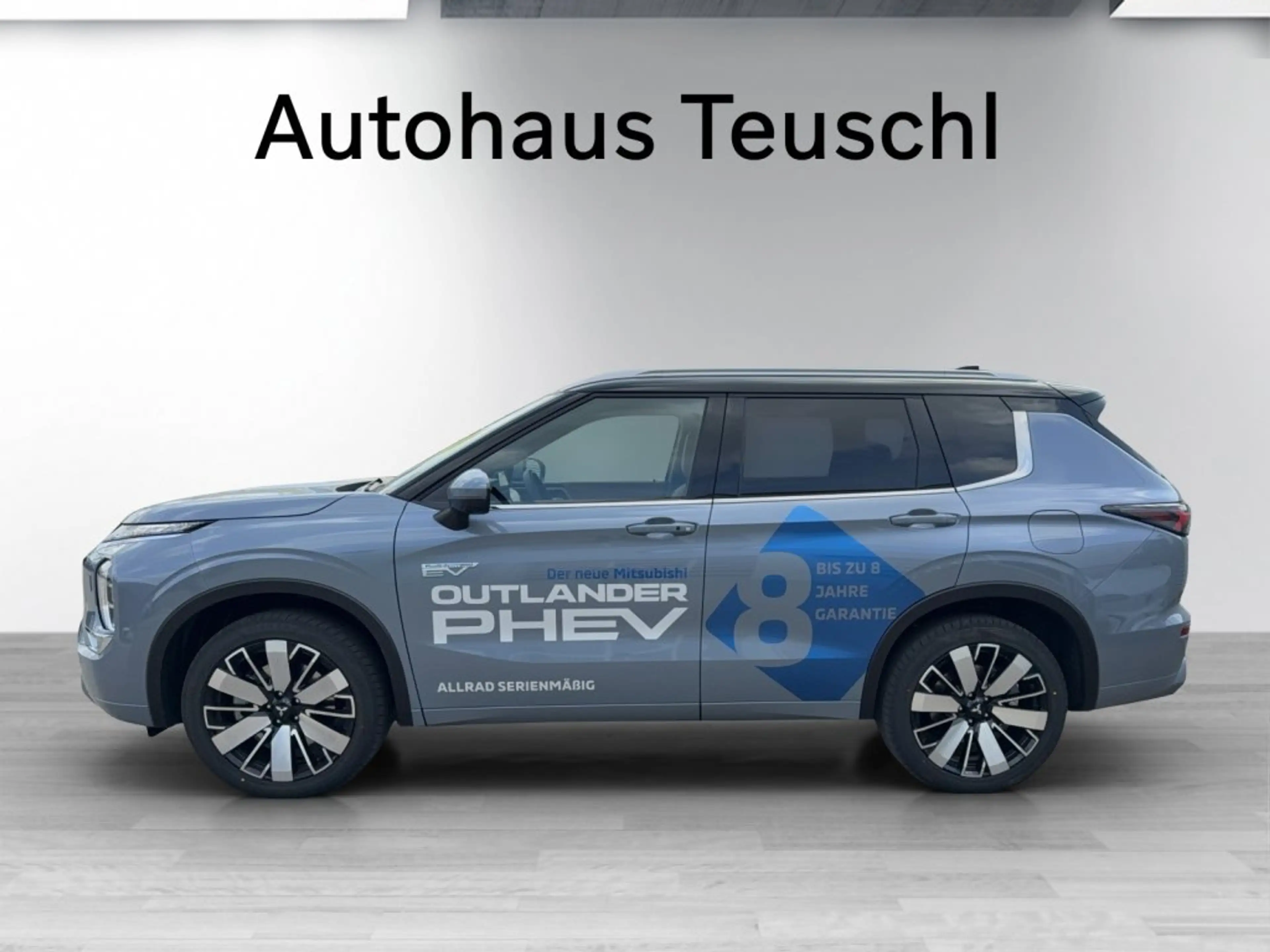 Mitsubishi Outlander PHEV 2,4 4WD Diamond Luxury 2-tone LederBraun AT 25 — photo 2