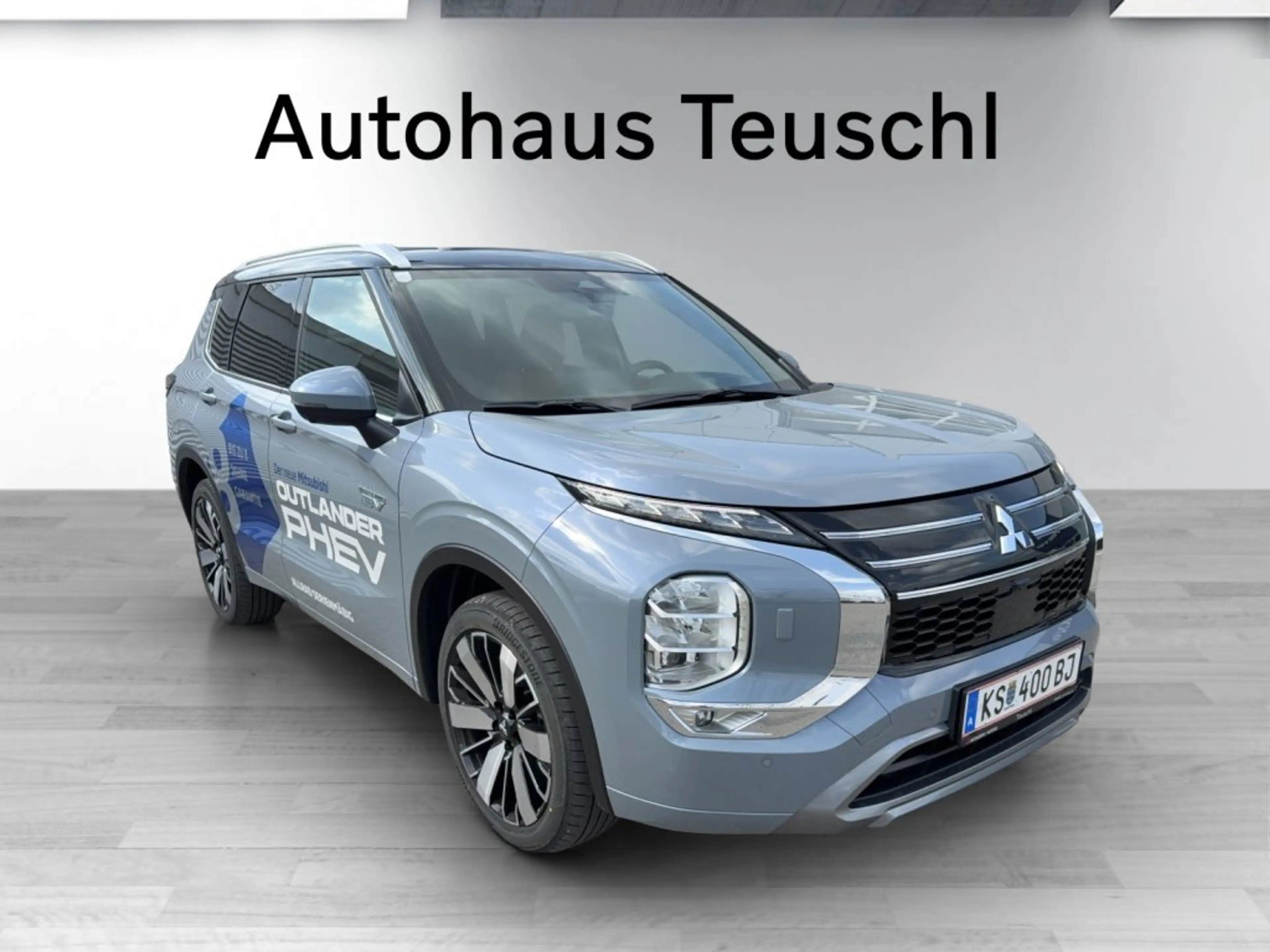 Mitsubishi Outlander PHEV 2,4 4WD Diamond Luxury 2-tone LederBraun AT 25 — photo 5