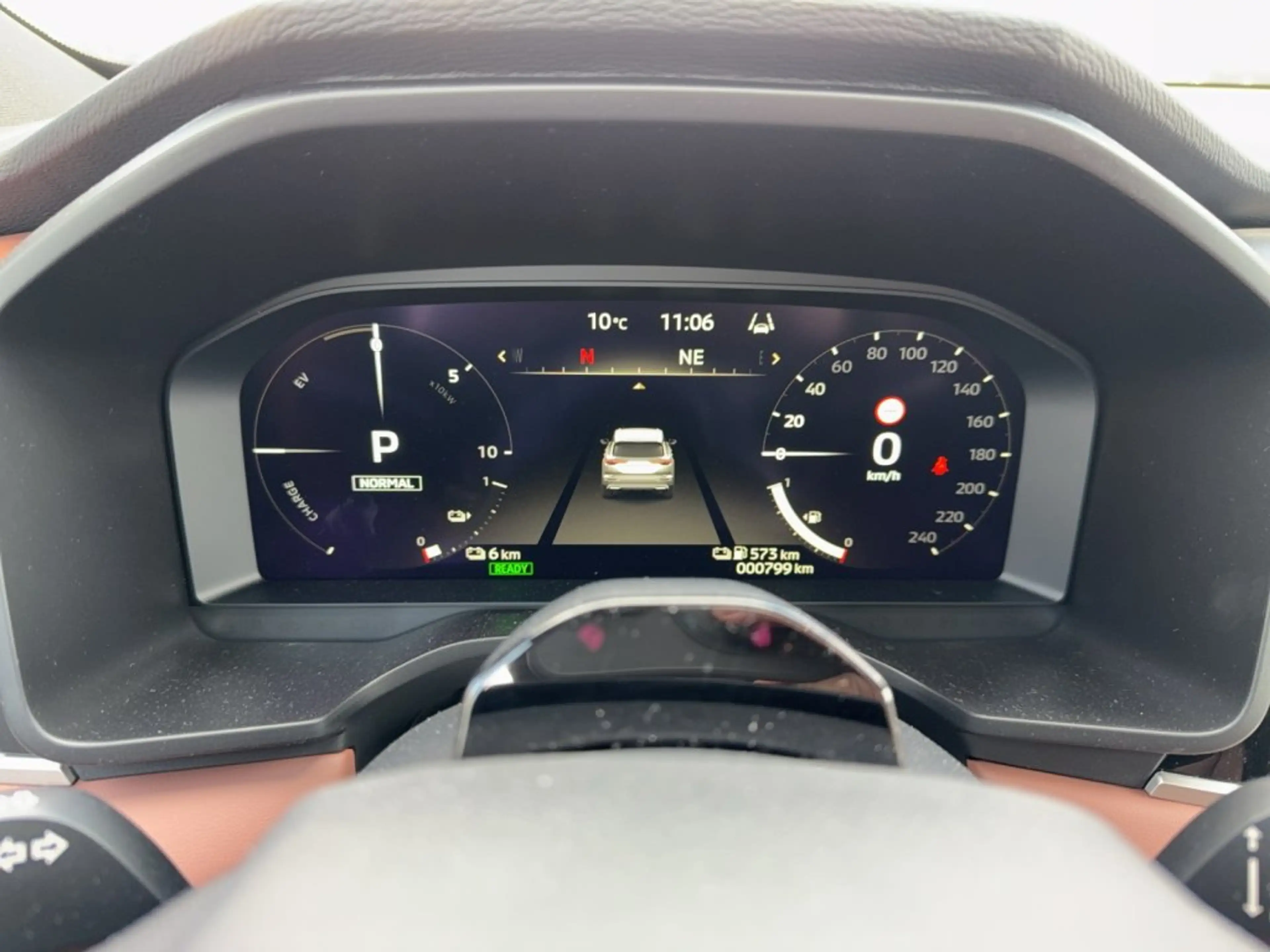 Mitsubishi Outlander PHEV 2,4 4WD Diamond Luxury 2-tone LederBraun AT 25 — photo 8