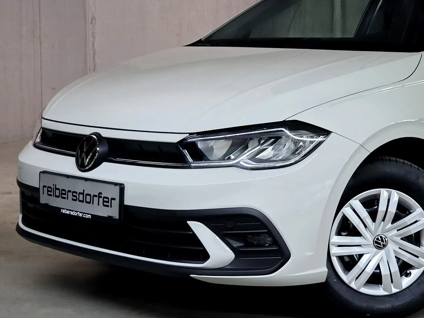 Volkswagen Polo 4Me TSI Grau - 2
