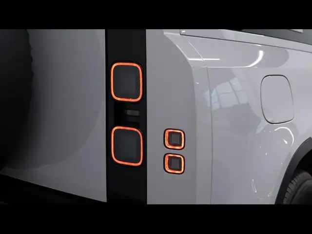 Land Rover Defender view 11