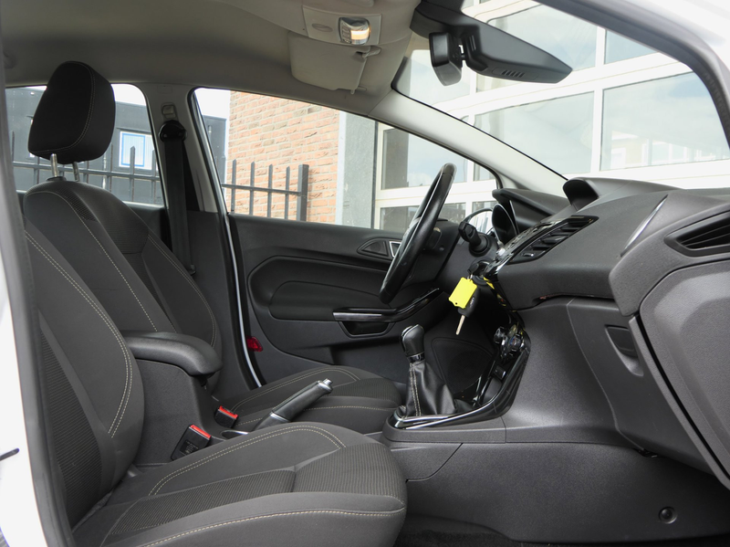 Ford Fiesta 1.0 EcoBoost Titanium 101PK! | Parkeersensoren | C — photo 8