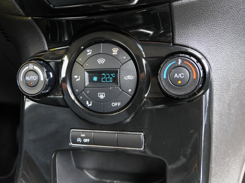 Ford Fiesta 1.0 EcoBoost Titanium 101PK! | Parkeersensoren | C — photo 14