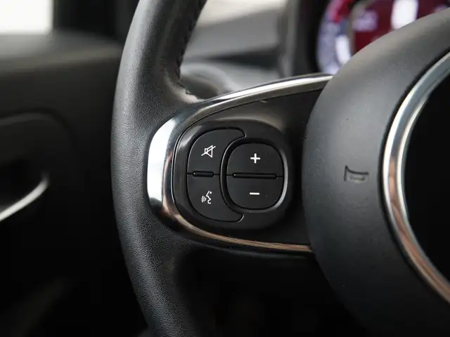 Fiat 500C view 7