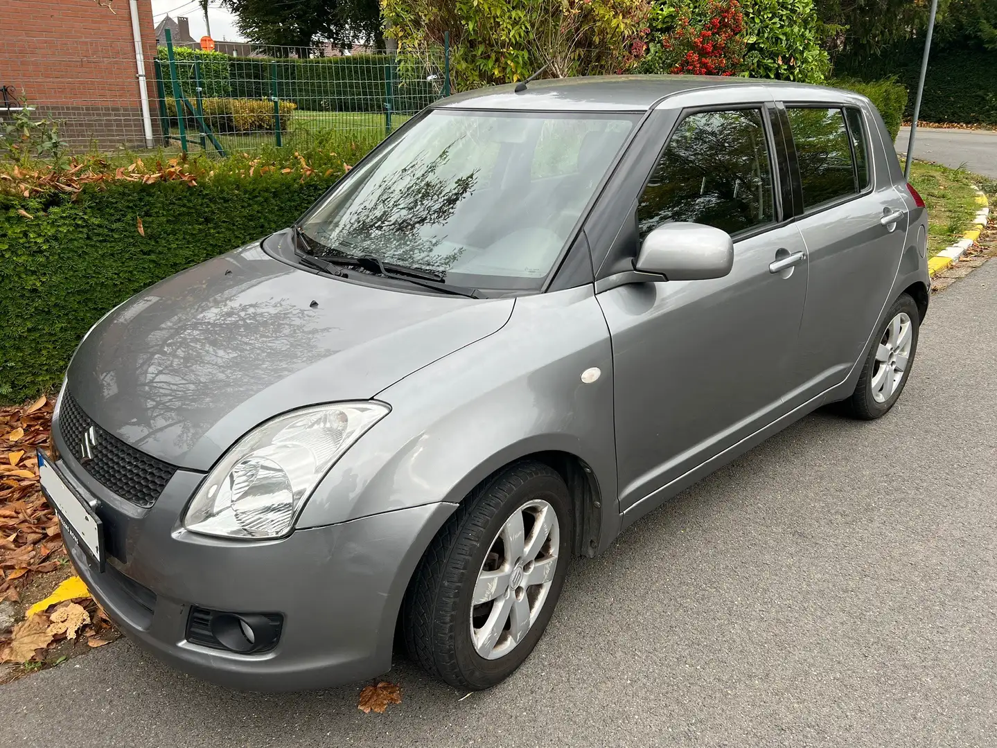 Suzuki Swift 1.3i GL Airco / !!! Disponible / beschikbaar !!! - 1