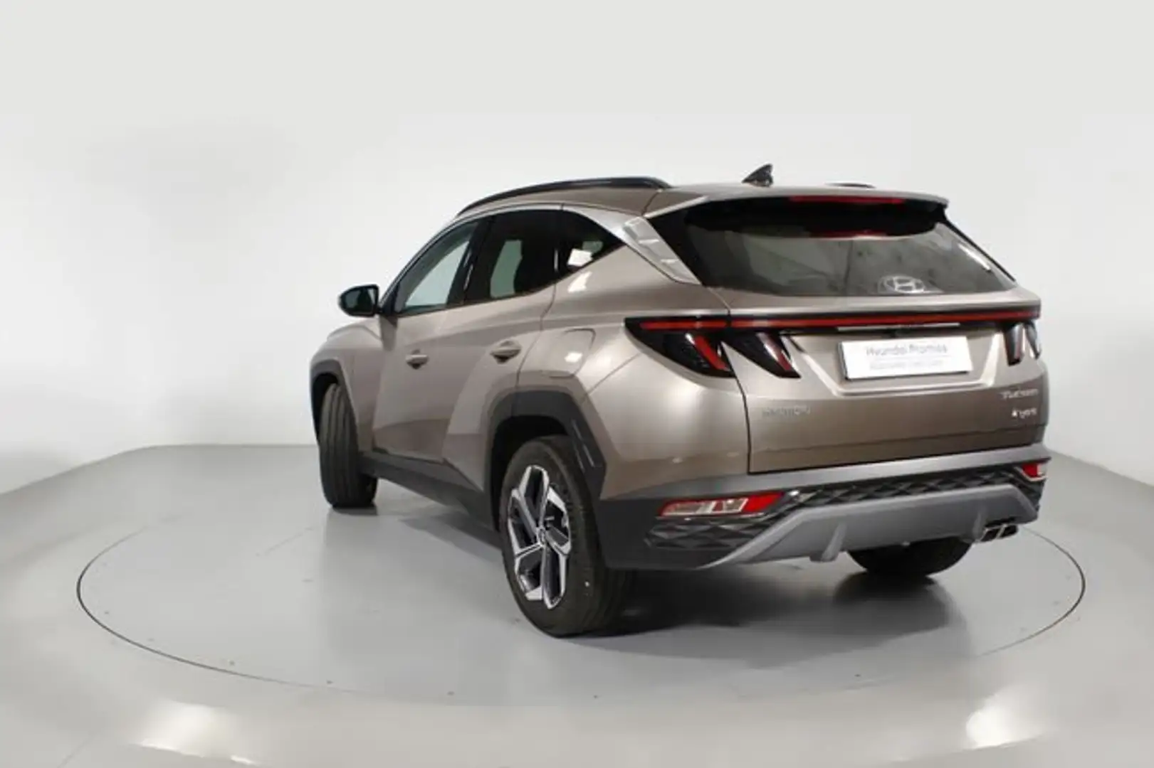 Hyundai TUCSON 1.6 TGDI HEV 169KW TECNO SKY AUTO 5P Marrón - 2