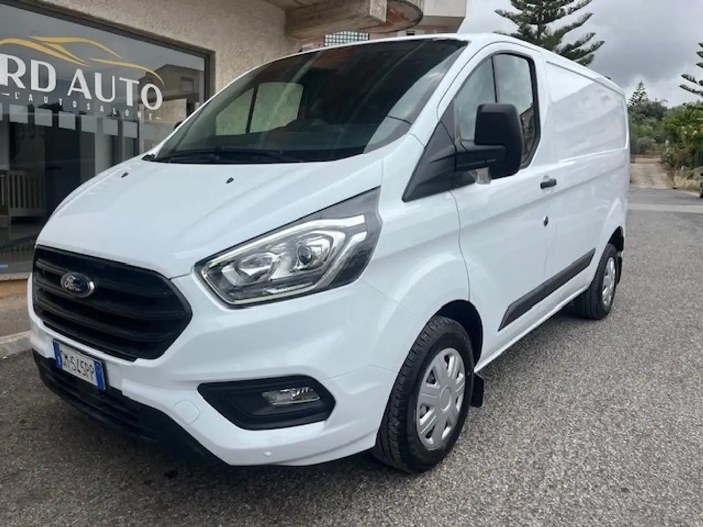Ford Transit C. PC280 L1H1 TREND 2.0 ECOBLUE Bianco - 1