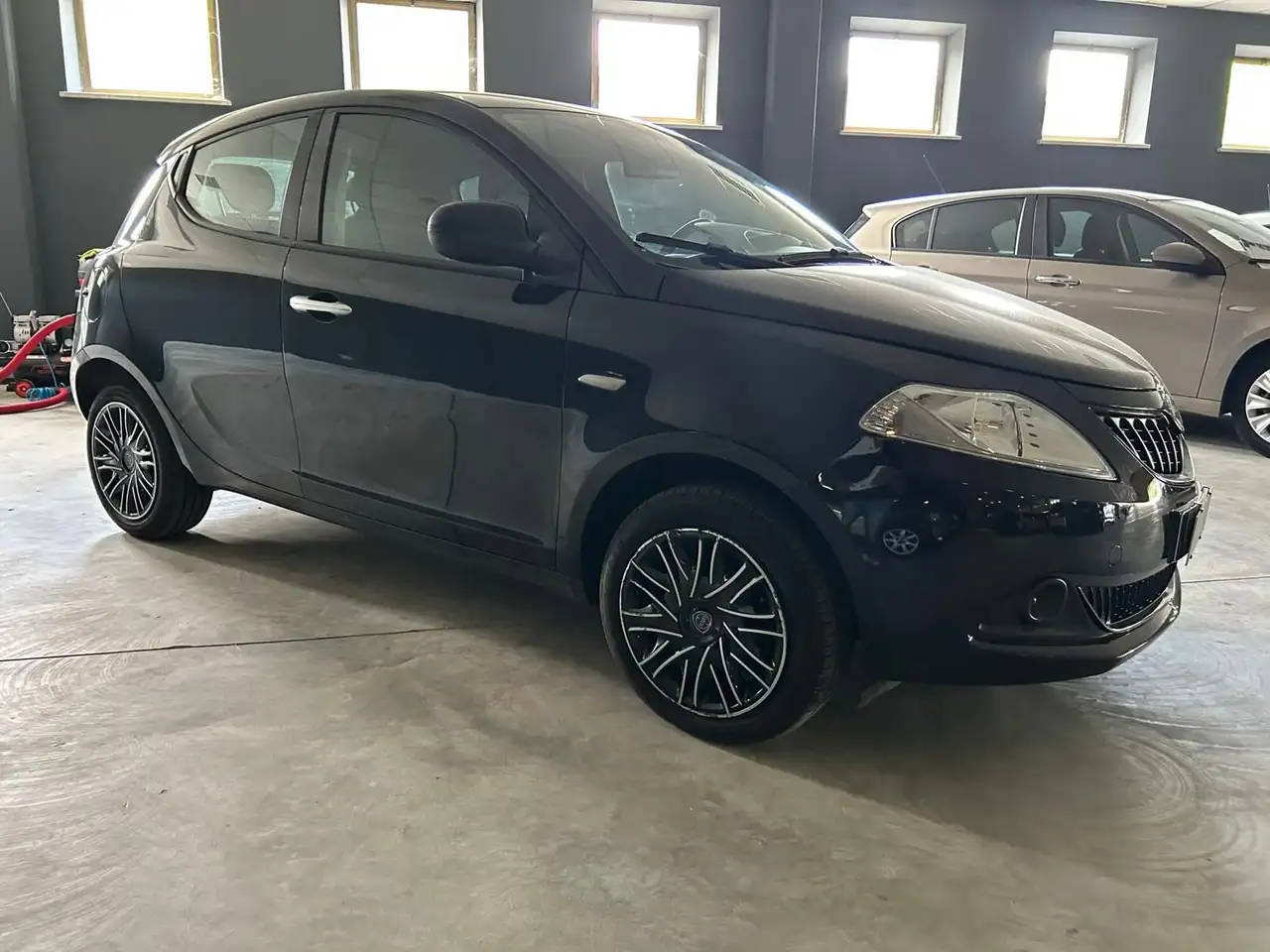Lancia Ypsilon 2024