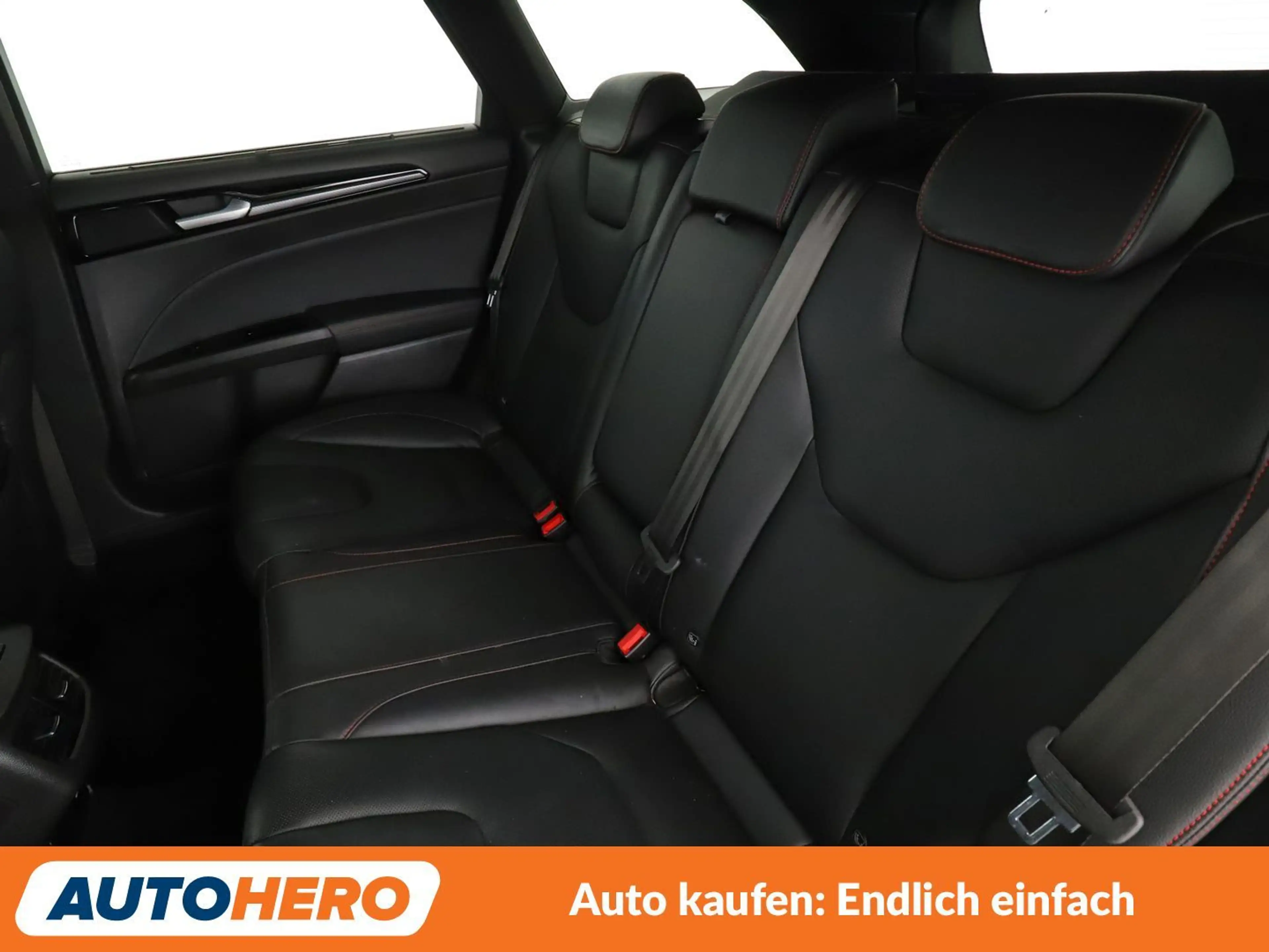 Ford Mondeo 2.0 TDCi EcoBlue ST-Line AWD Aut*NAVI*LED*ACC*CAM* — photo 14