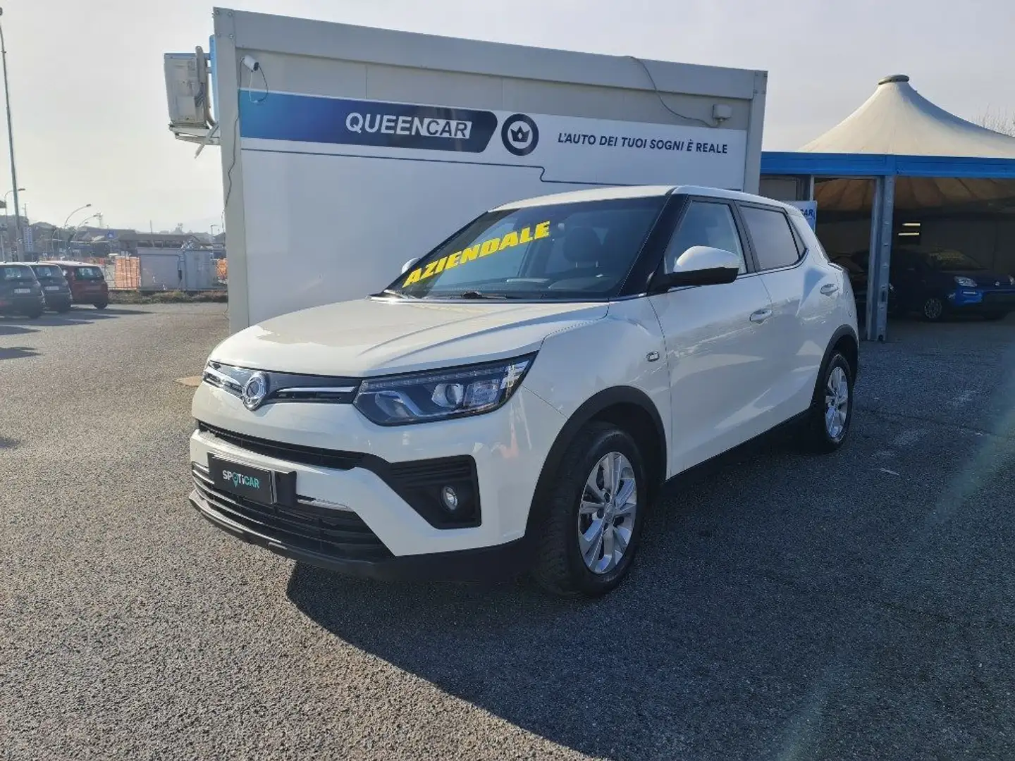 SsangYong Tivoli 1.2 GDI Turbo 2WD Connect Weiß - 1