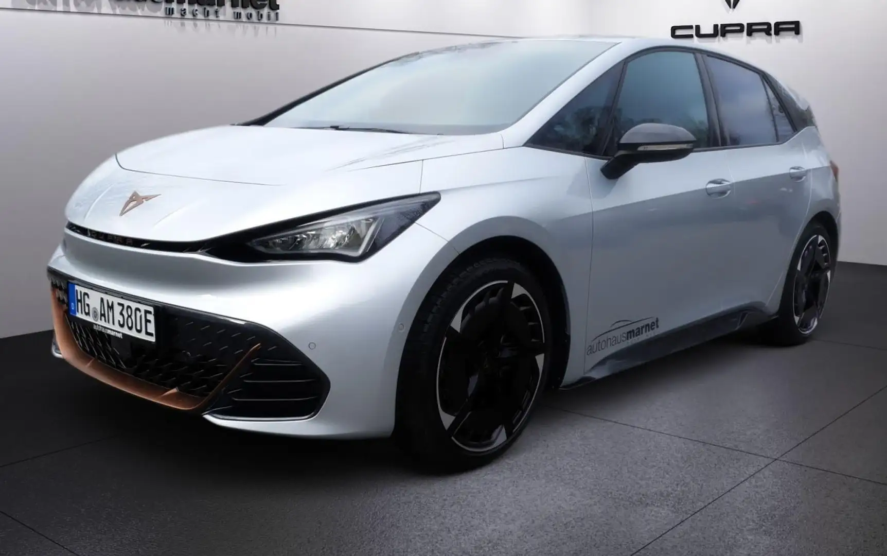 CUPRA Born 70 kW (231 PS) 77 kWh 20-Zoll*BeatsA 170 kW (23... Plateado - 1