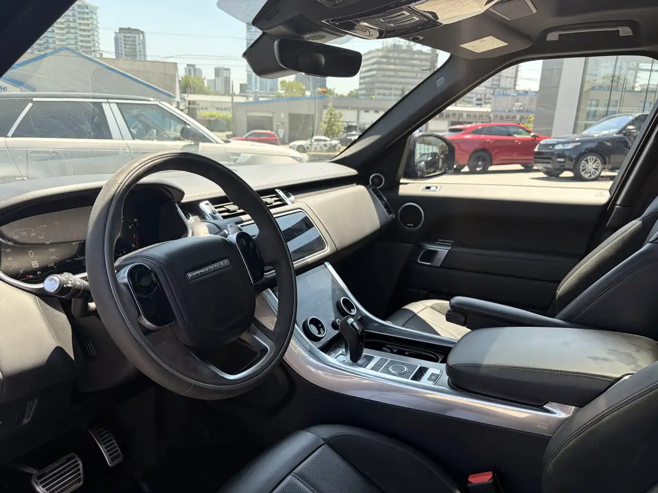 Land Rover Range Rover Sport photo Land Rover Range Rover Sport