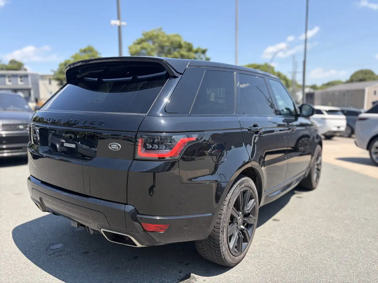 Land Rover Range Rover Sport photo Land Rover Range Rover Sport