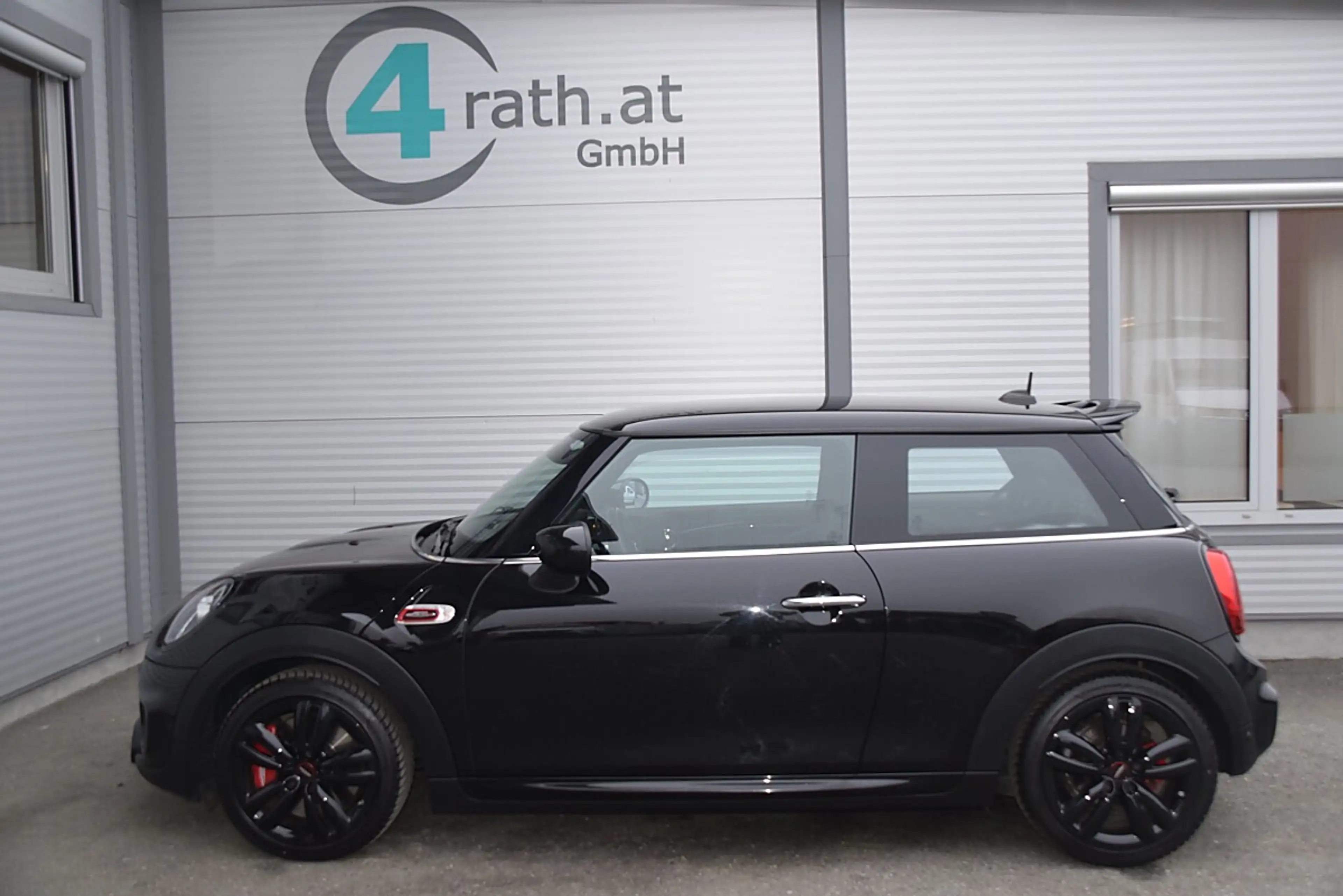 MINI John Cooper Works MINI John Cooper Works LED — photo 7