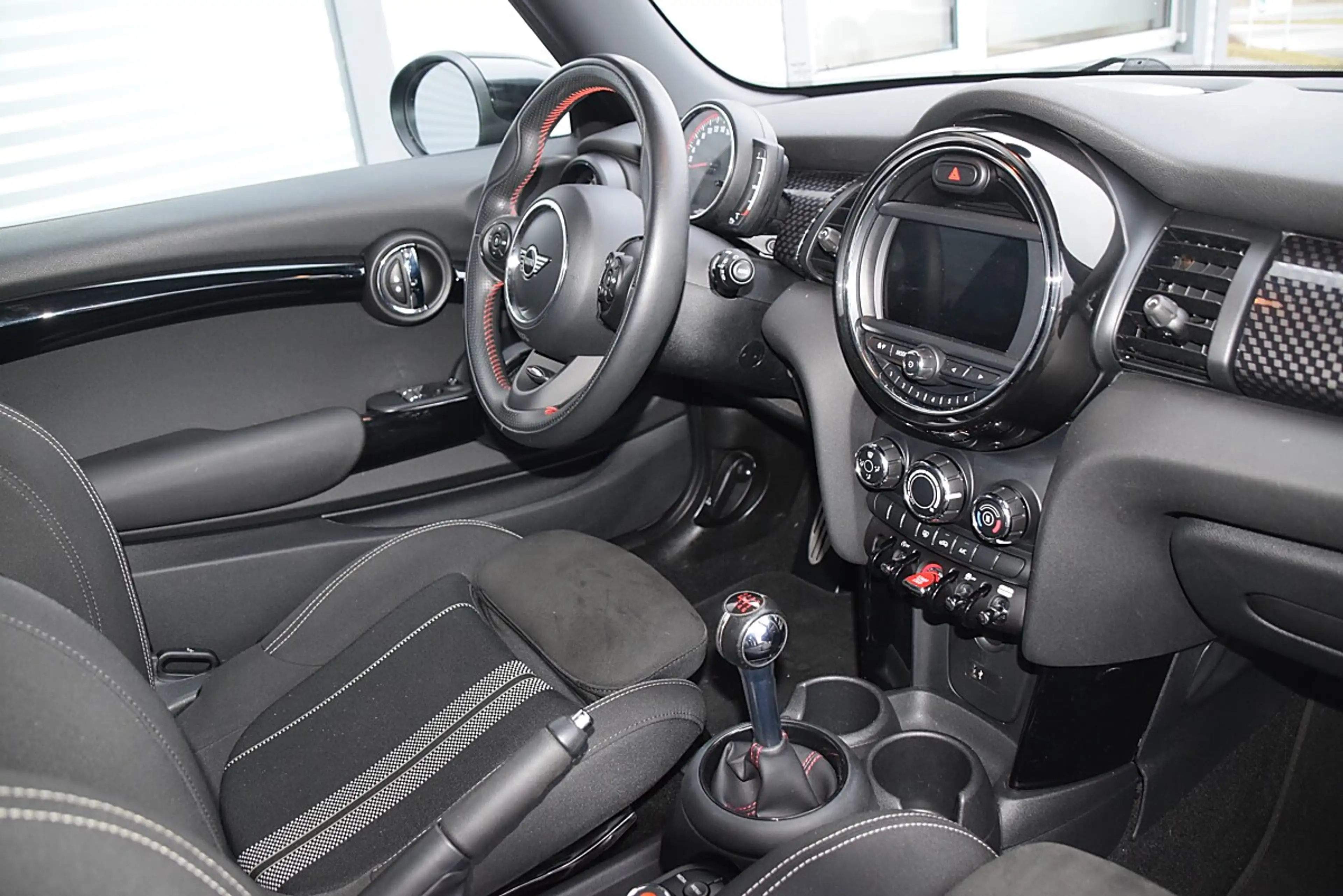MINI John Cooper Works MINI John Cooper Works LED — photo 15