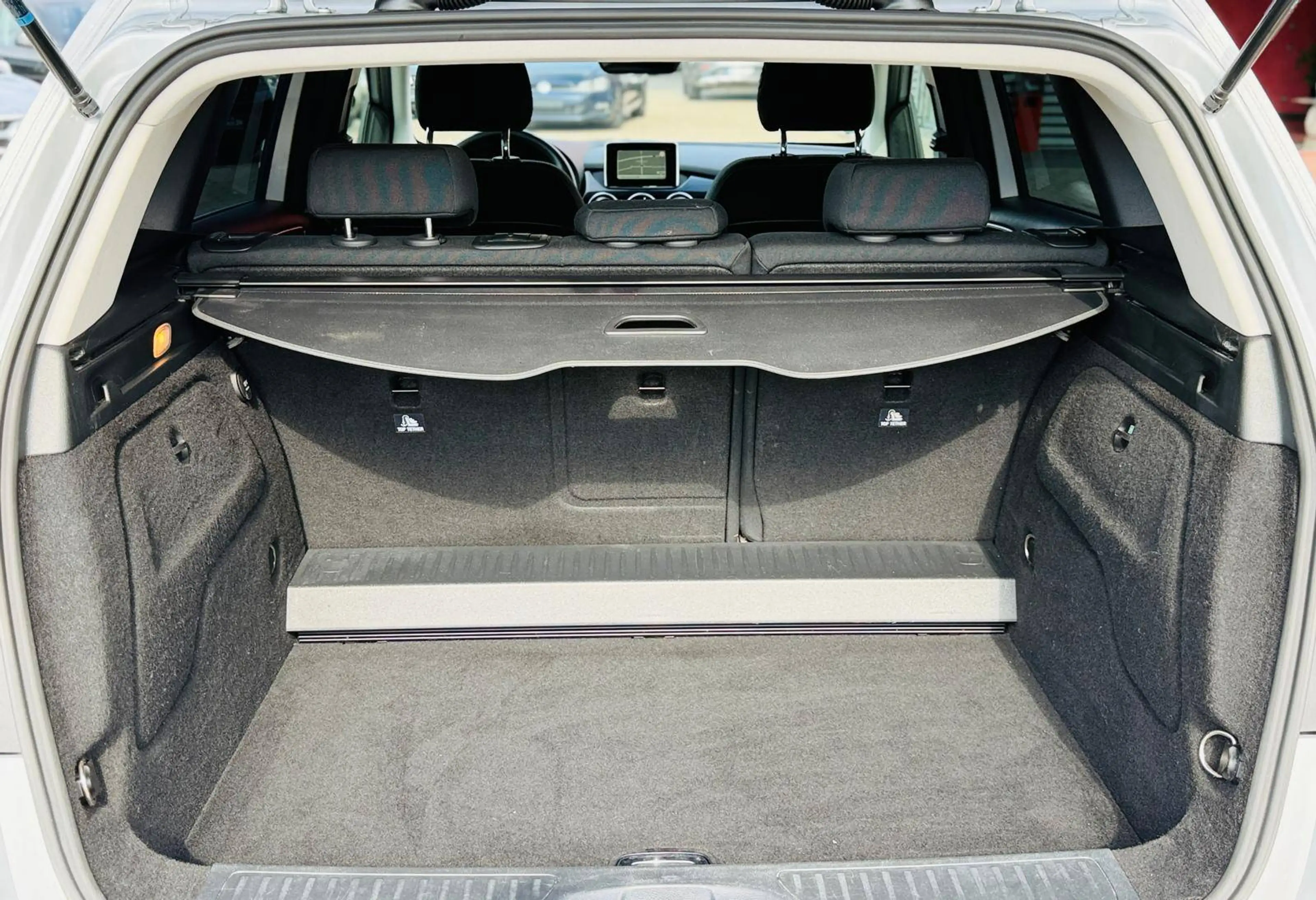 Mercedes-Benz B 200 CDI TÜV & Service Neu Garantie Finanzierung möglich — photo 23