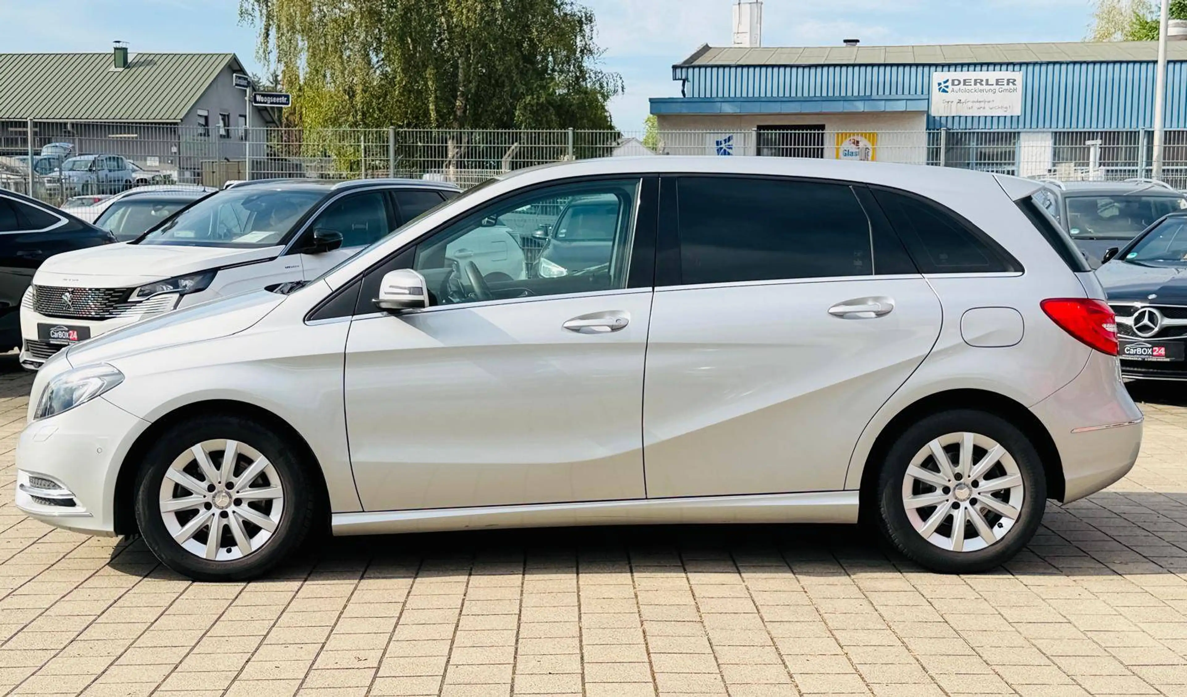 Mercedes-Benz B 200 CDI TÜV & Service Neu Garantie Finanzierung möglich — photo 20